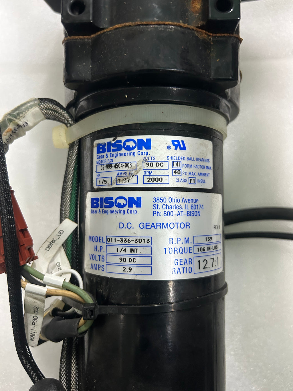 Bison 011-336-3013
