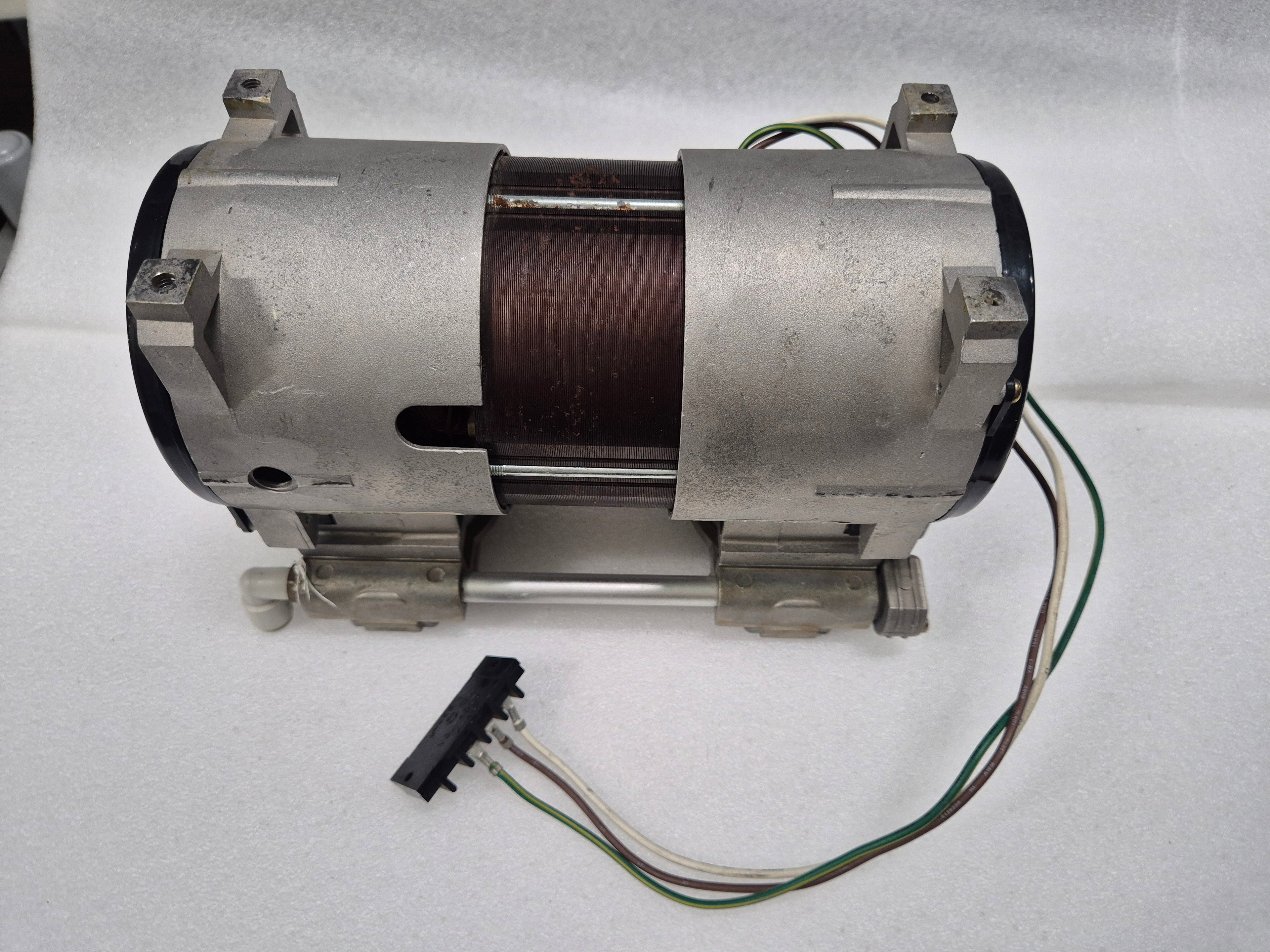 FY ENG 100RND TWIN