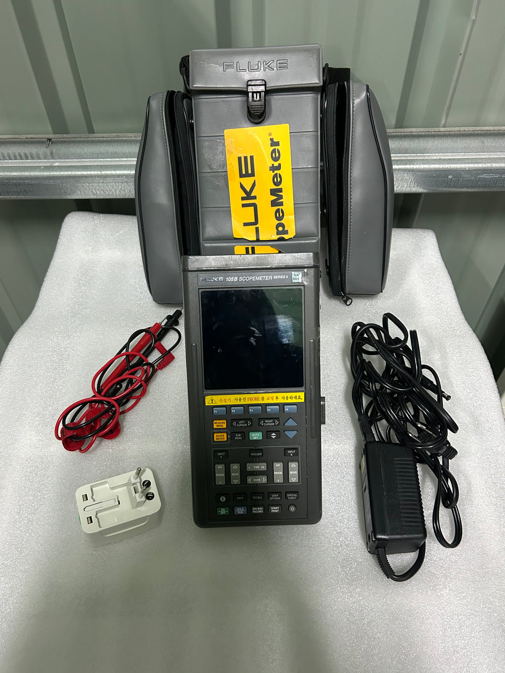 Fluke 105B Series II + PM 8907/808