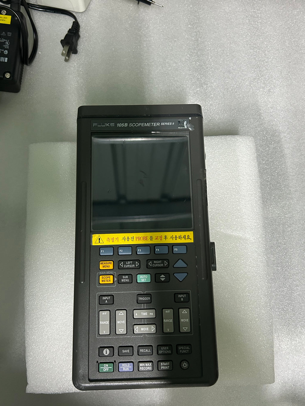 Fluke 105B Series II + PM 8907/808