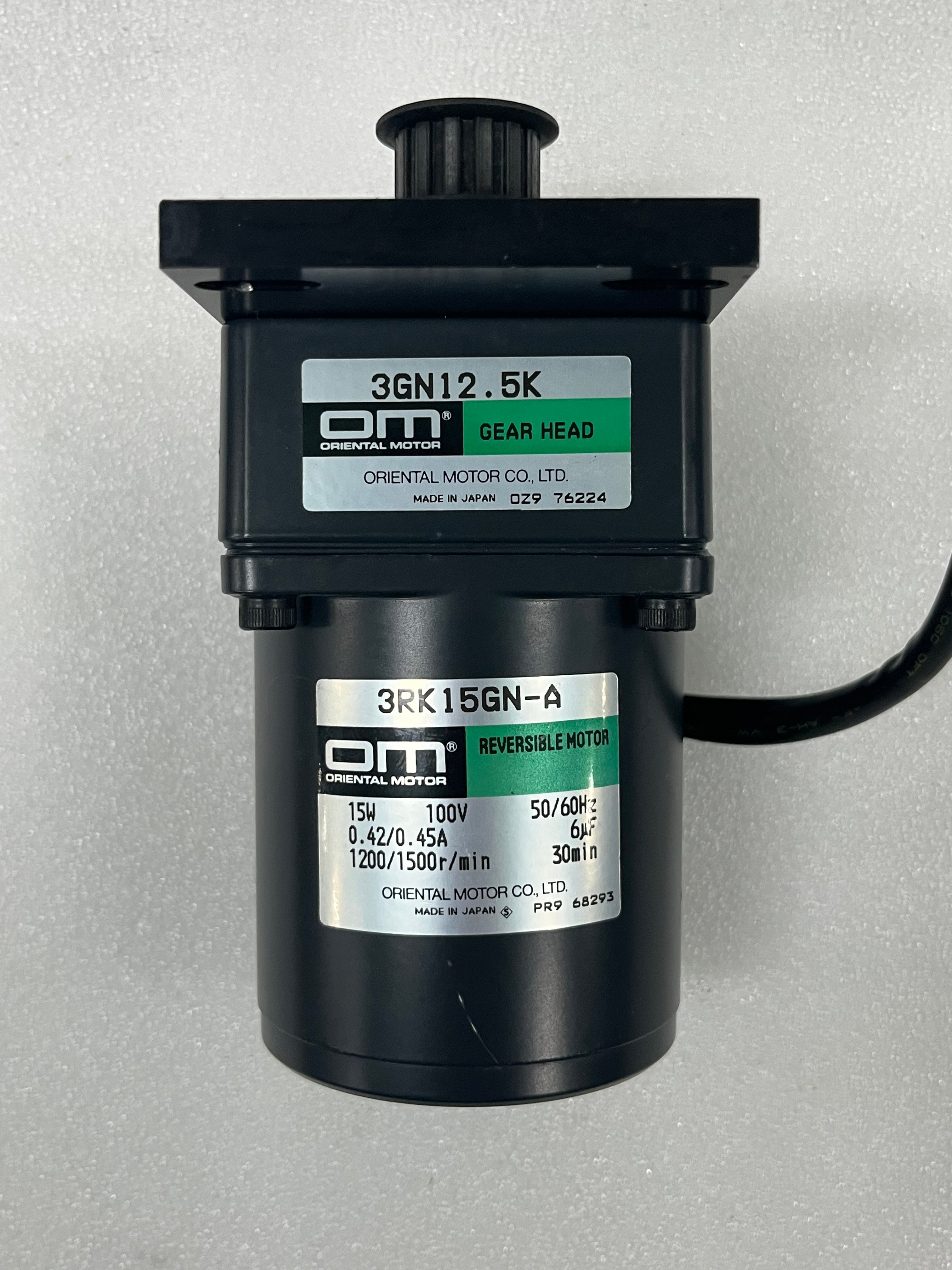Oriental Motor 3RK15GN-A + 3GN12.5K