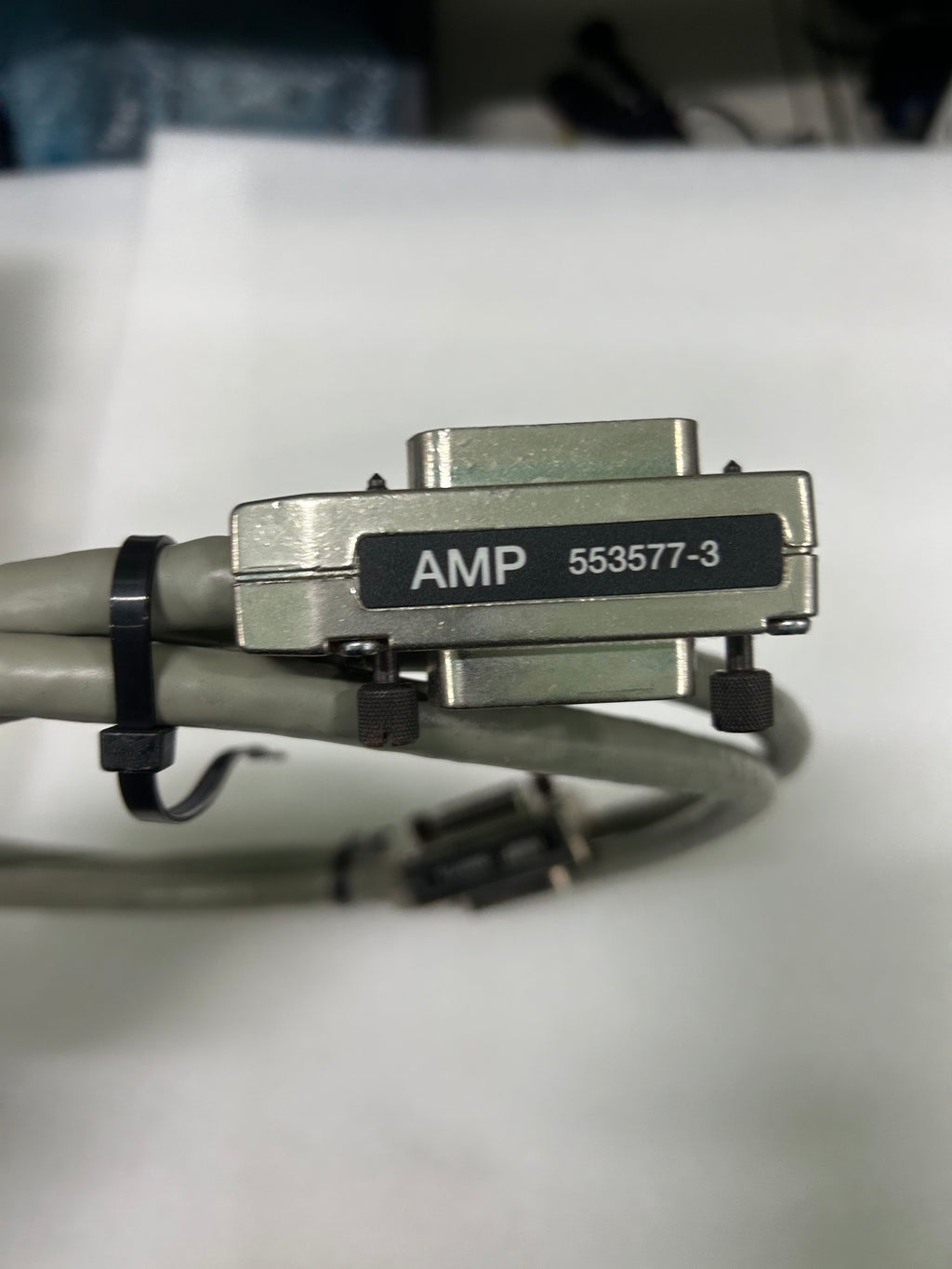 AMP 553577-3