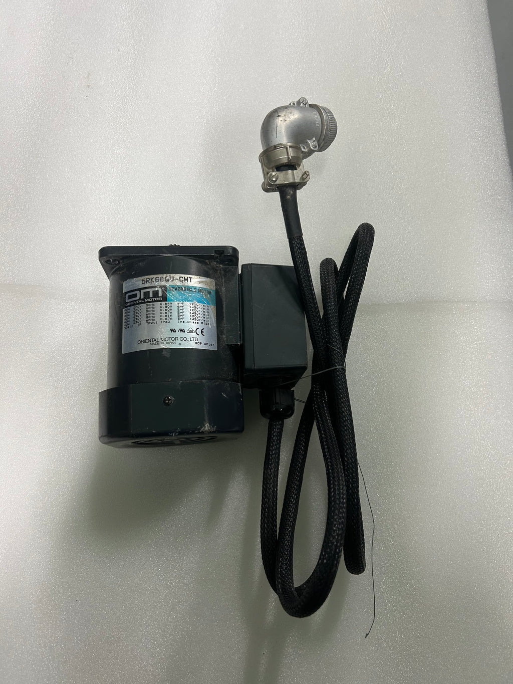 Oriental Motor 5RK60GU-CWT