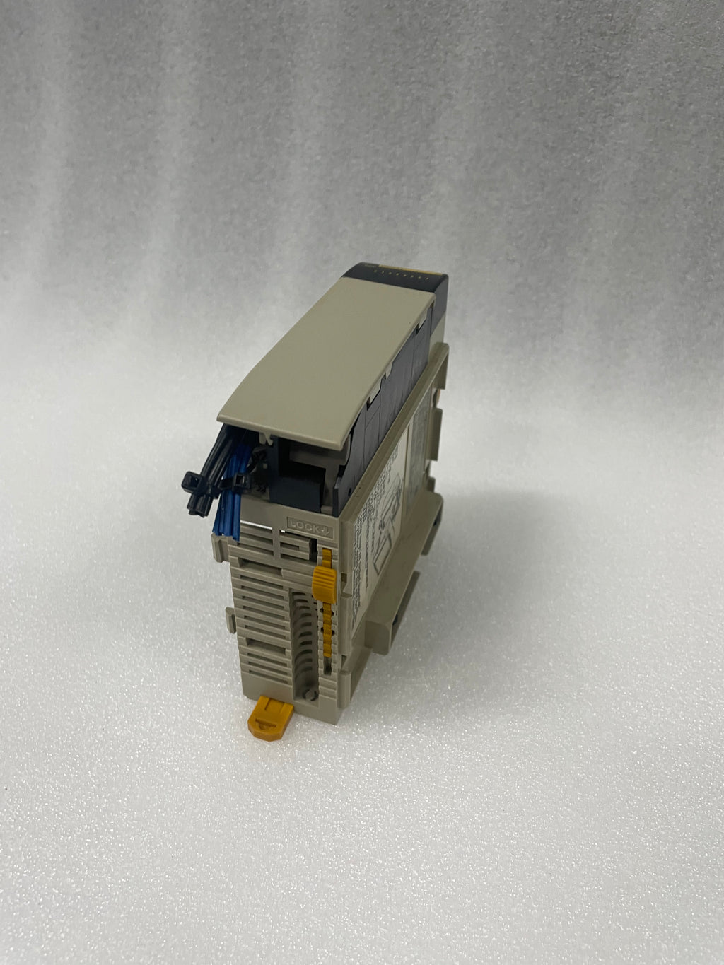 OMRON CQM1-OC221