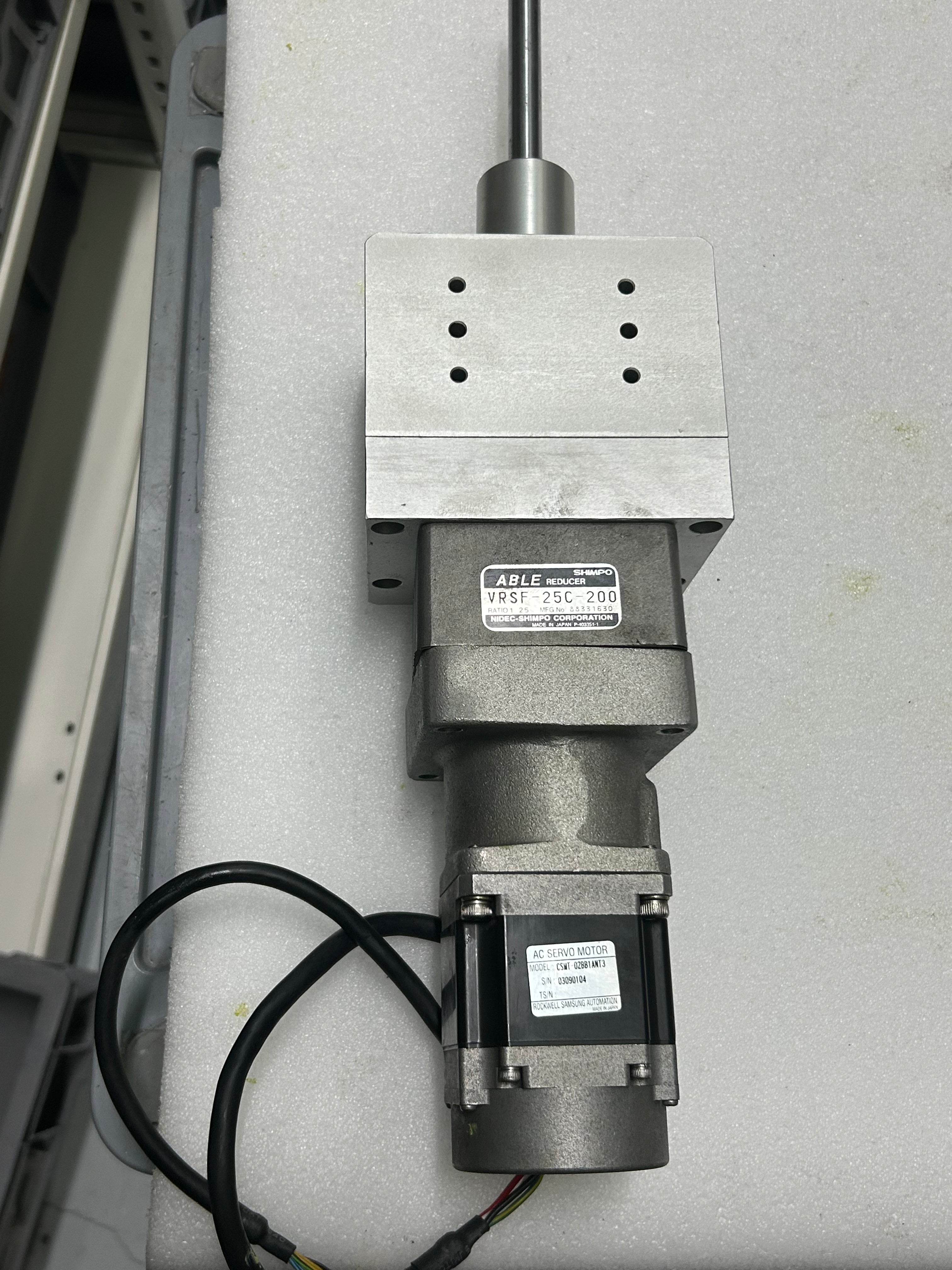 Rockwell Samsung Automation CSMT-02BB1ANT3 + VRSF-25C-200