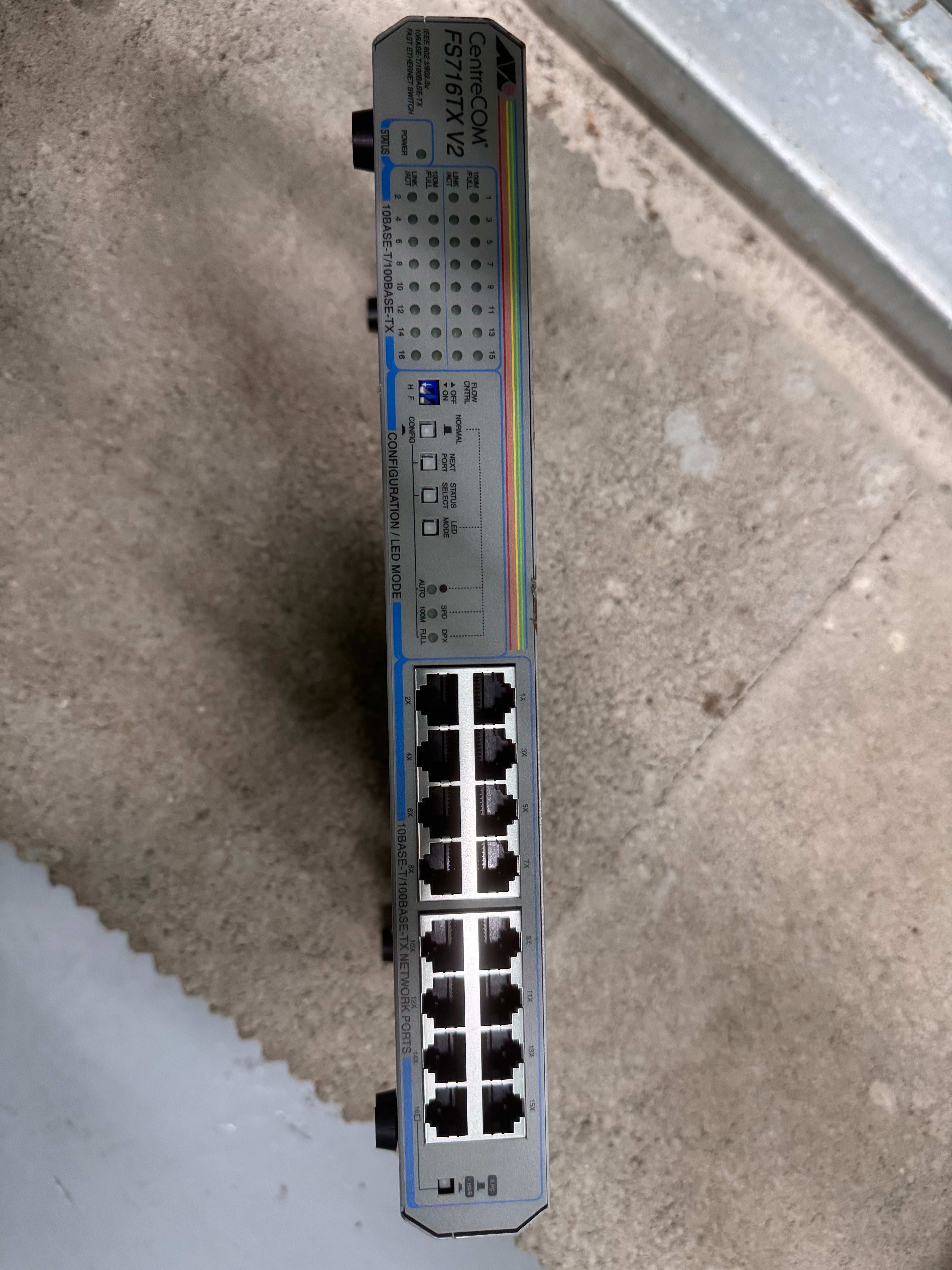 Allied Telesis CentreCOM FS716TX V2