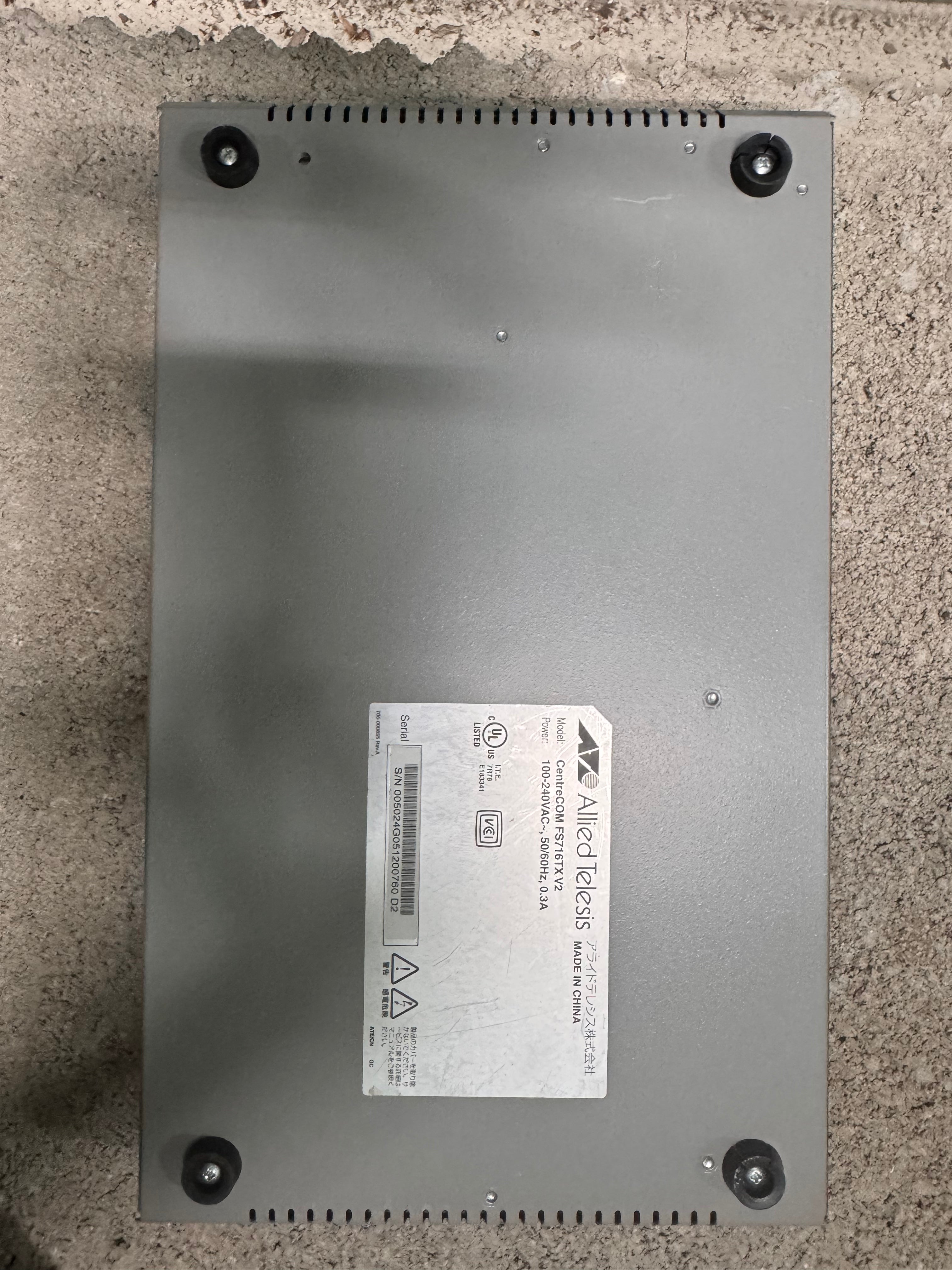Allied Telesis CentreCOM FS716TX V2