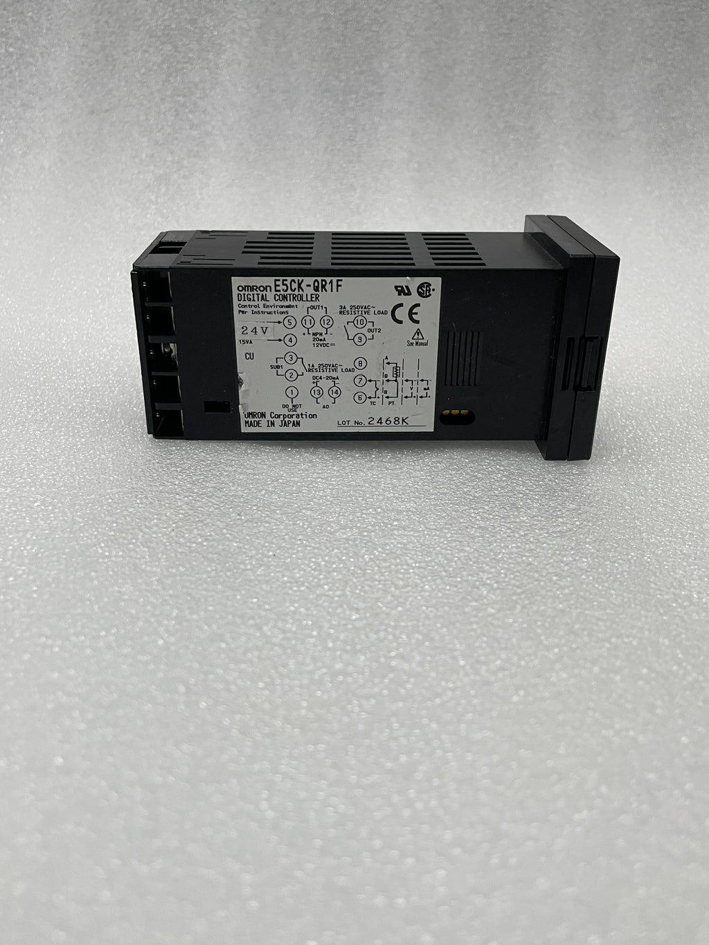 OMRON E5CK-QR1F