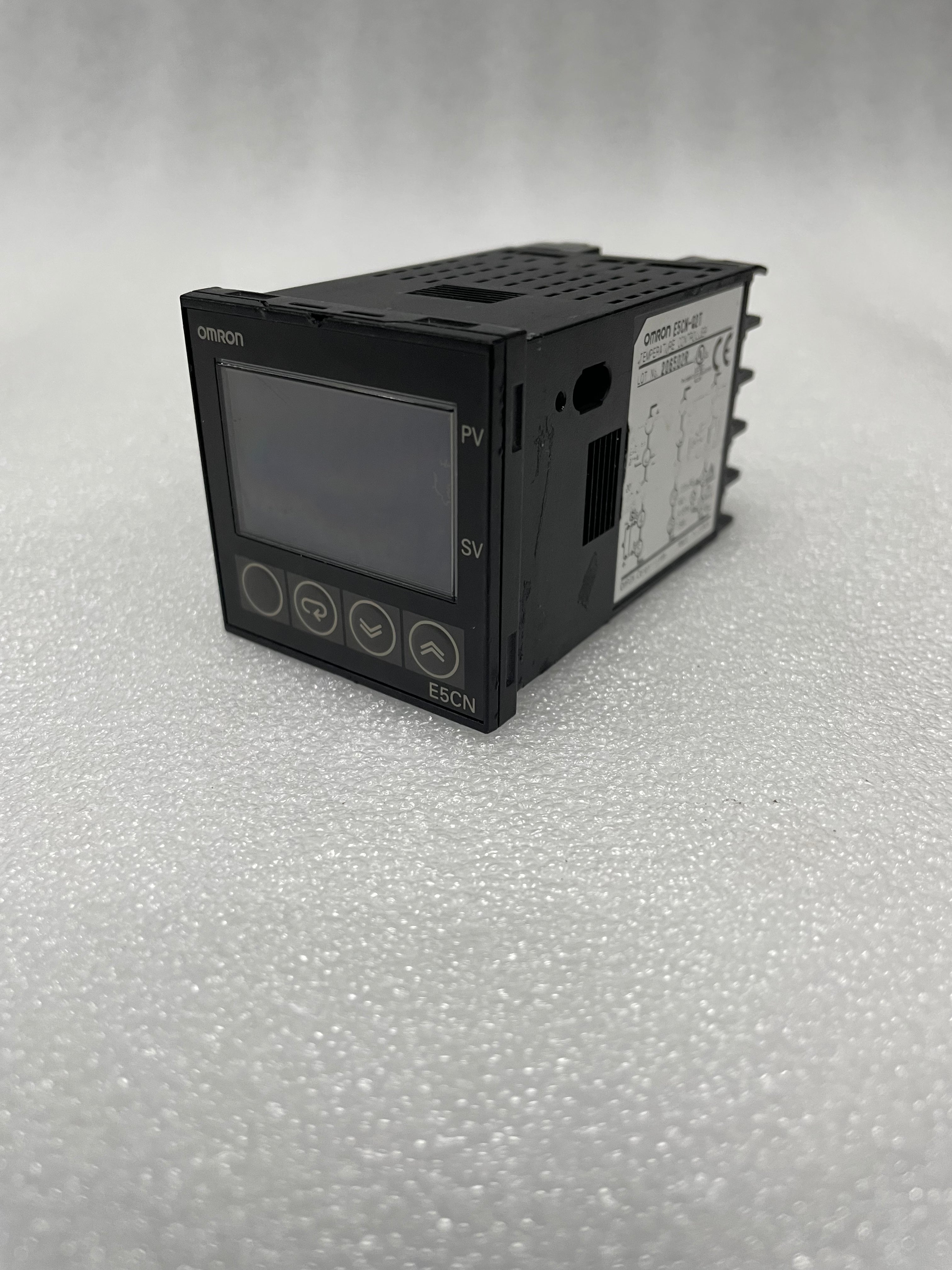 OMRON E5CN-Q2T