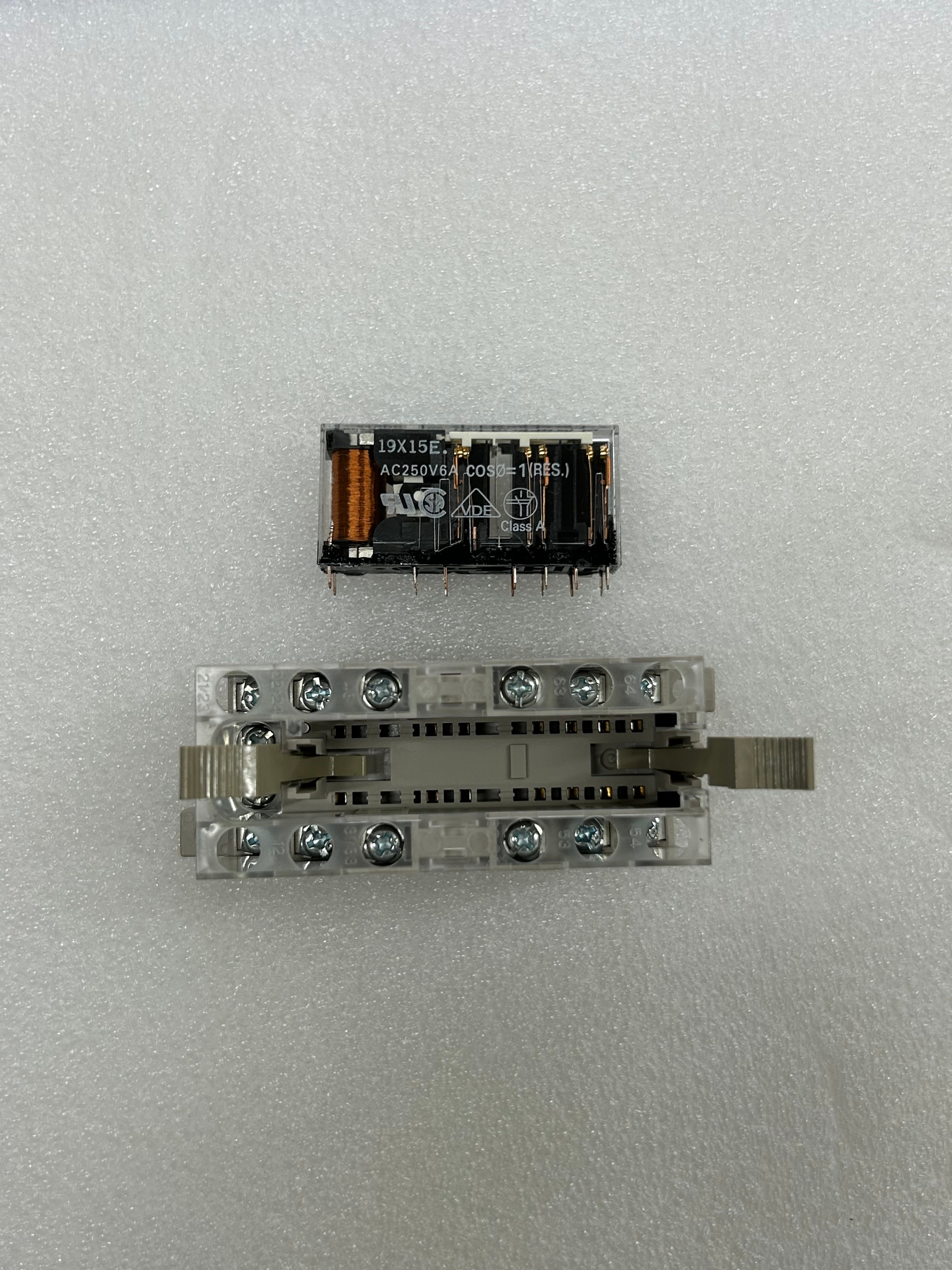 Omron G7SA-4A2B + P7SA-14F-ND