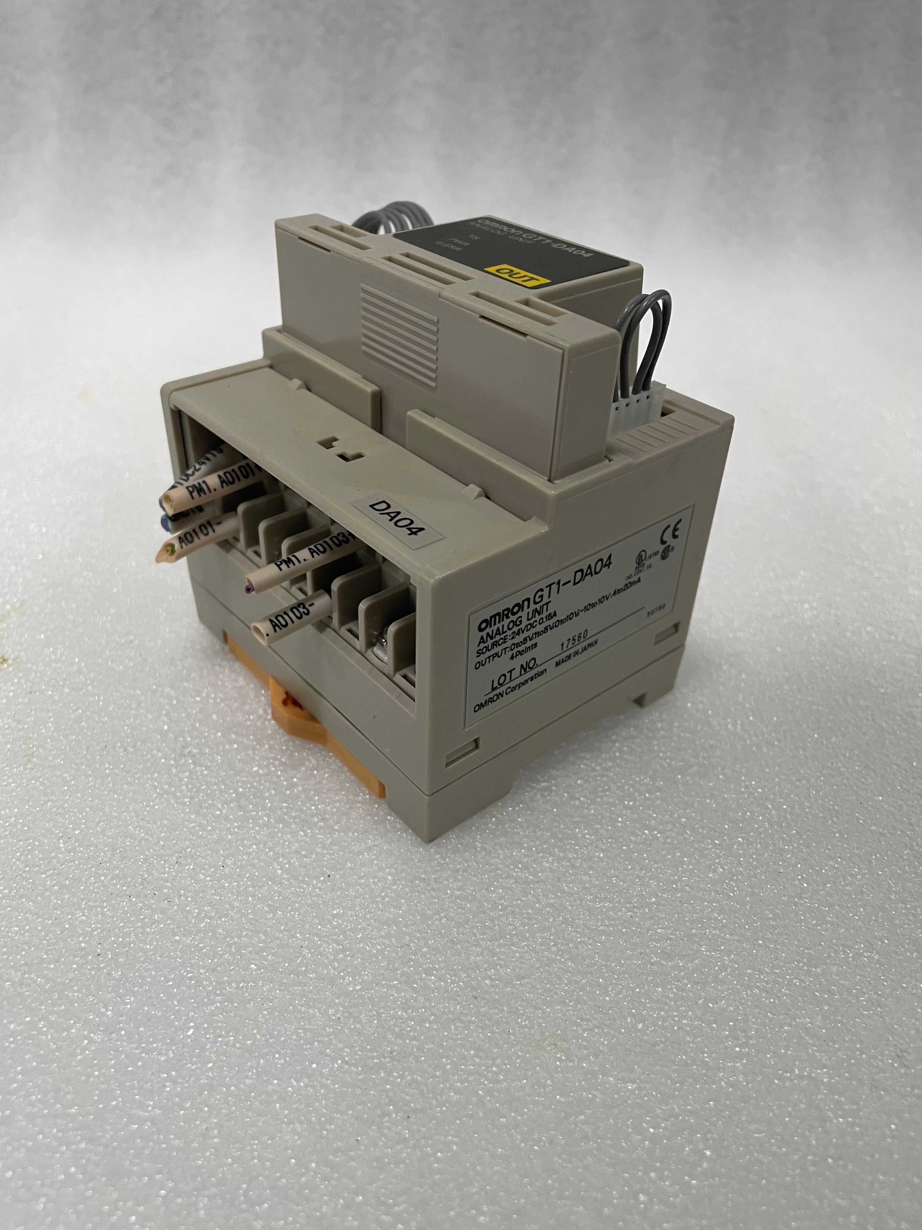 OMRON GT1-DA04