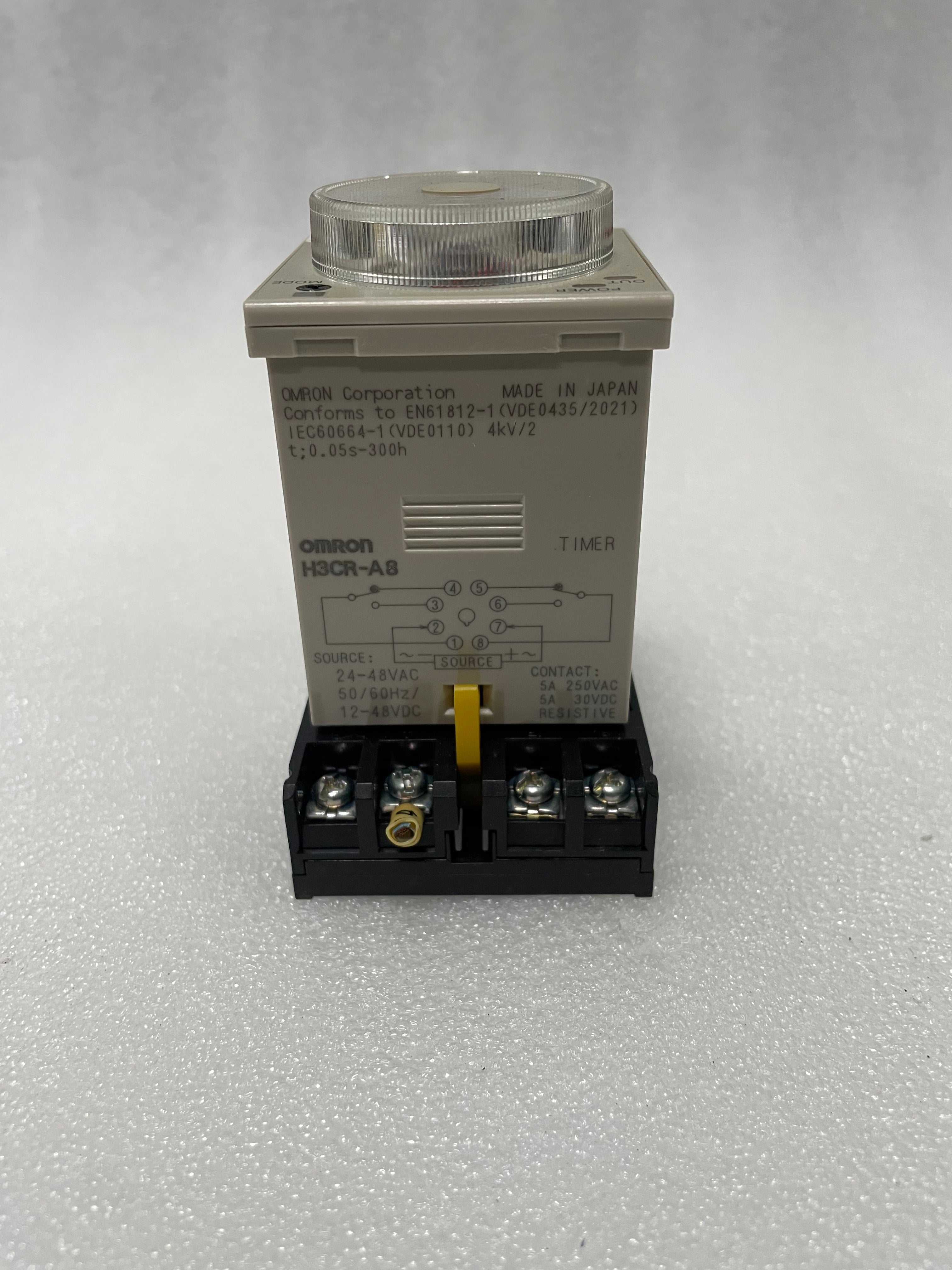 OMRON H3CR-A8