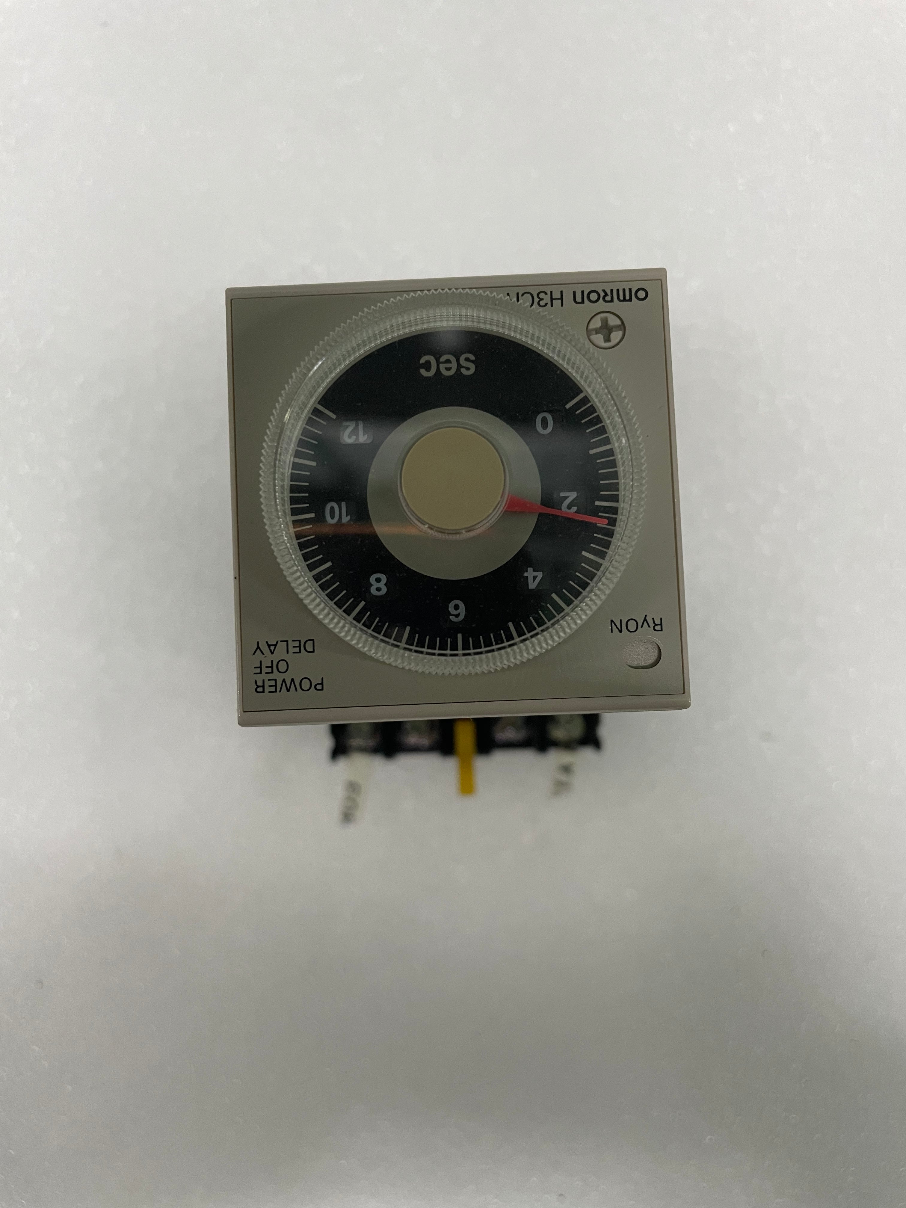 OMRON H3CR-H8L