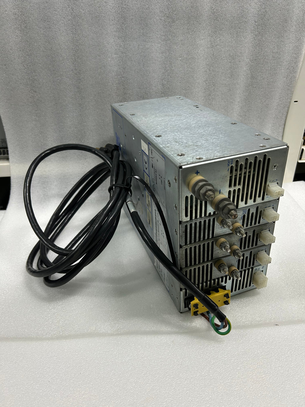 Power-One HPM5A2F6D8A6S435