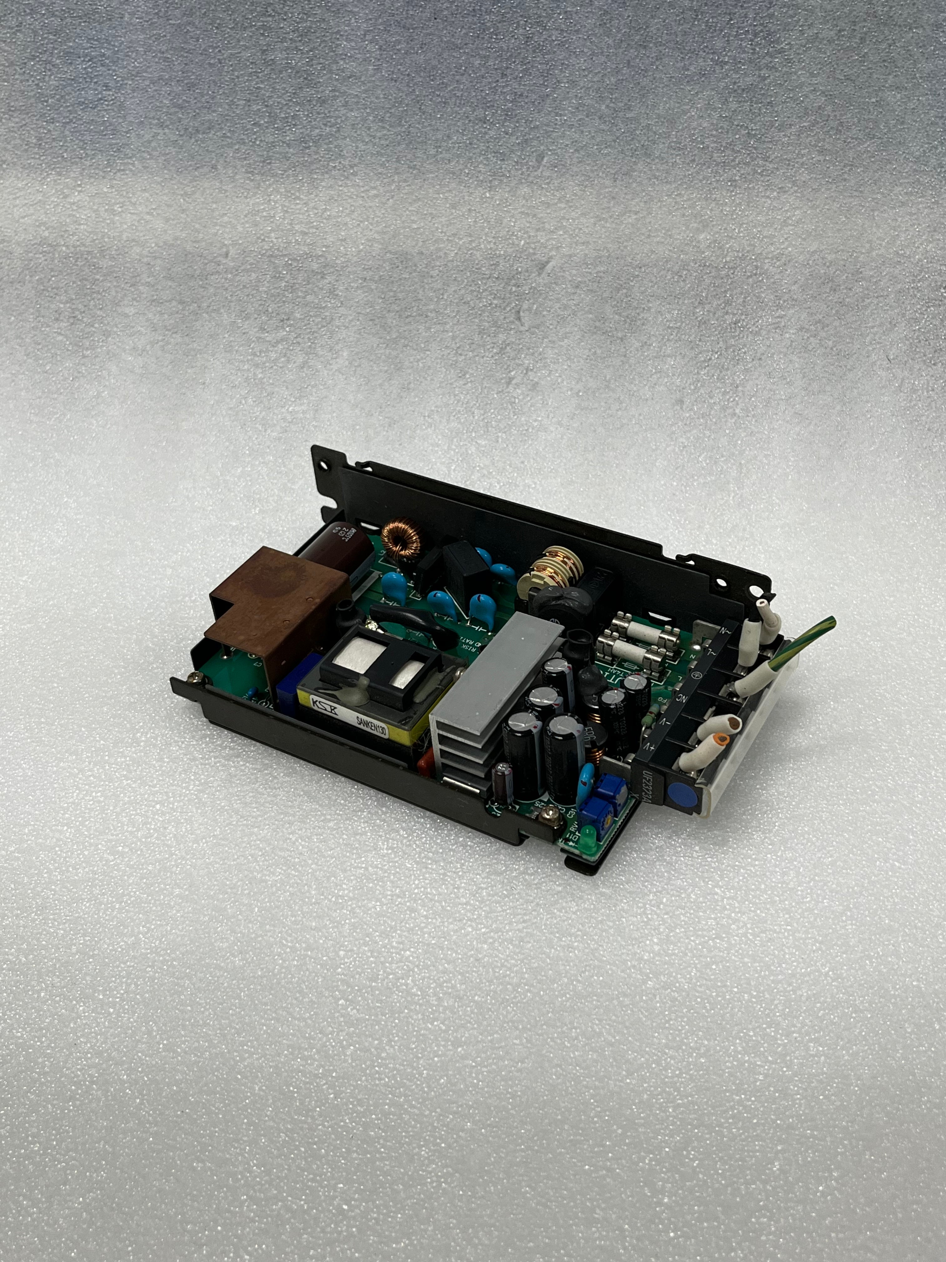 SANKEN HWB030S-12