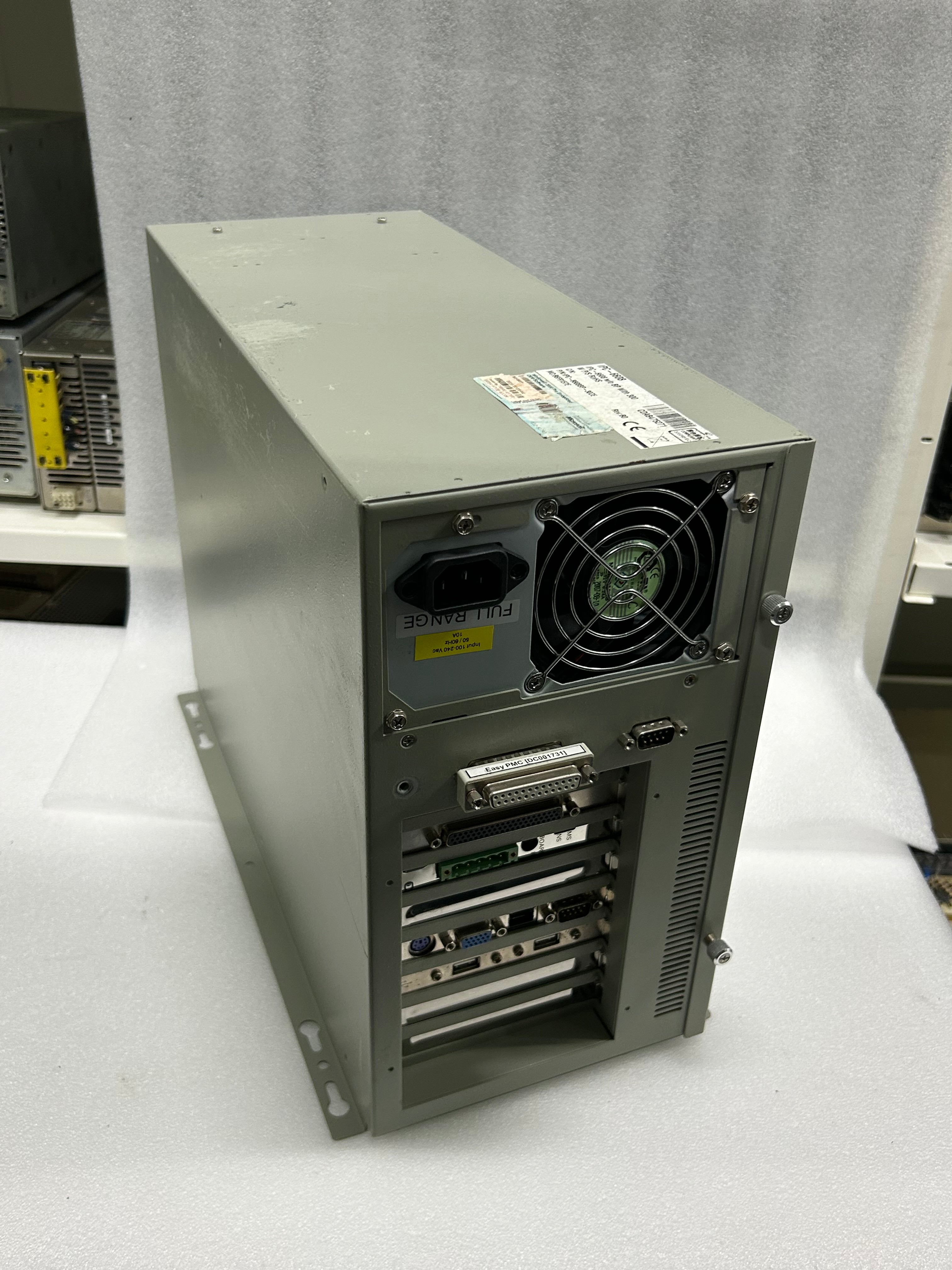 Advantech IPC-6608