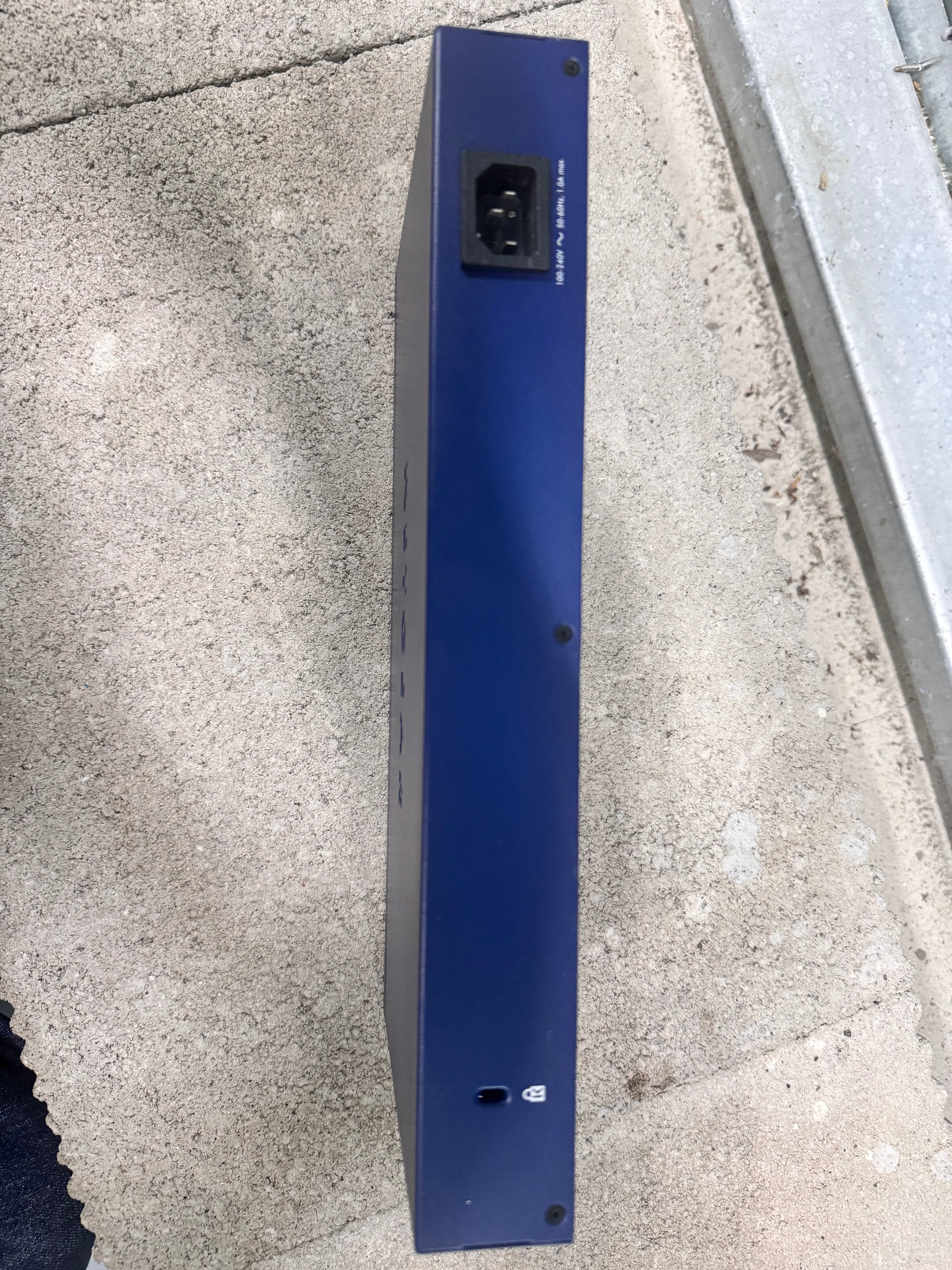 NETGEAR JGS516