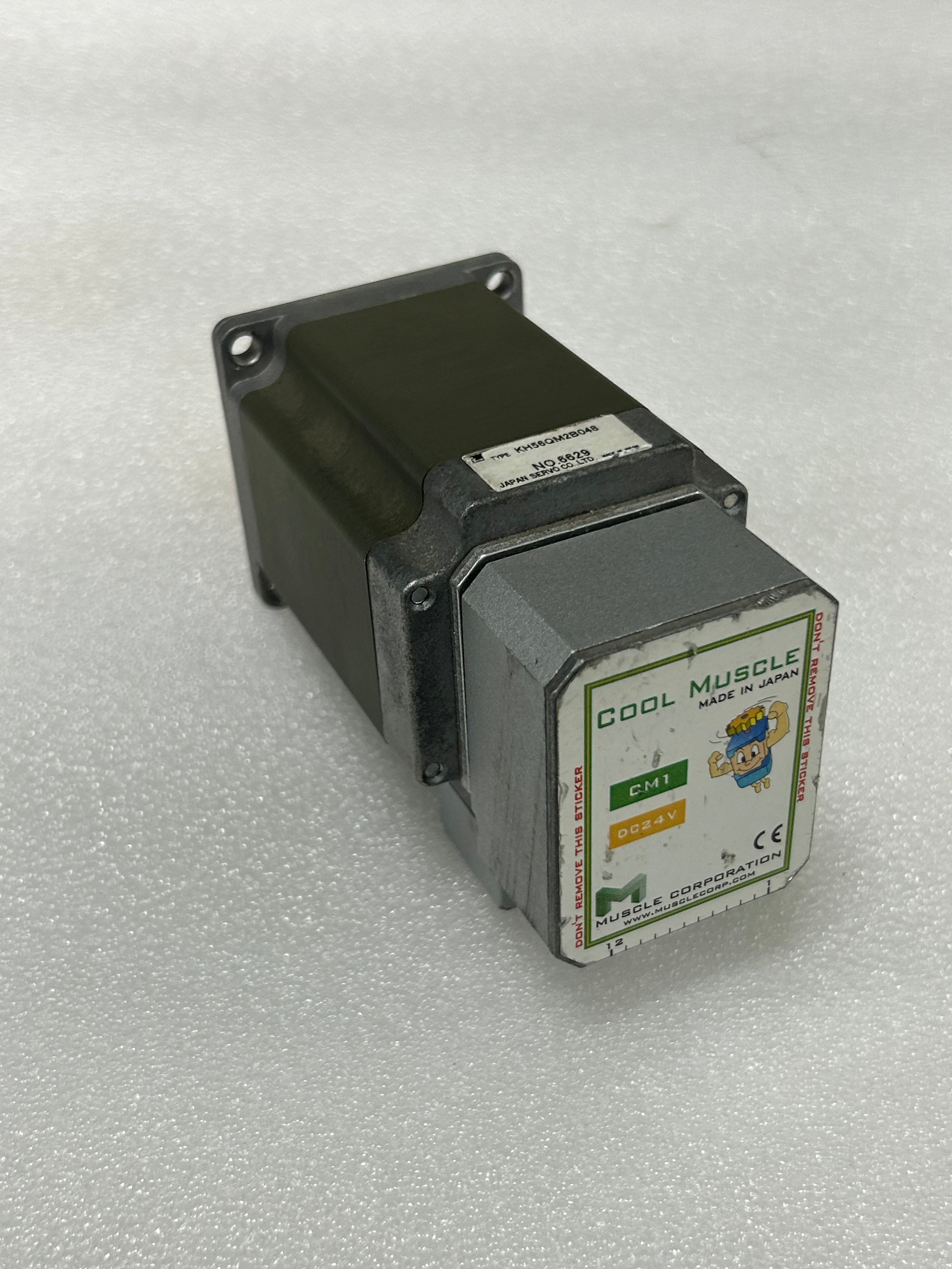 Japan Servo KH56QM2B048 + CM1-C-23L20A