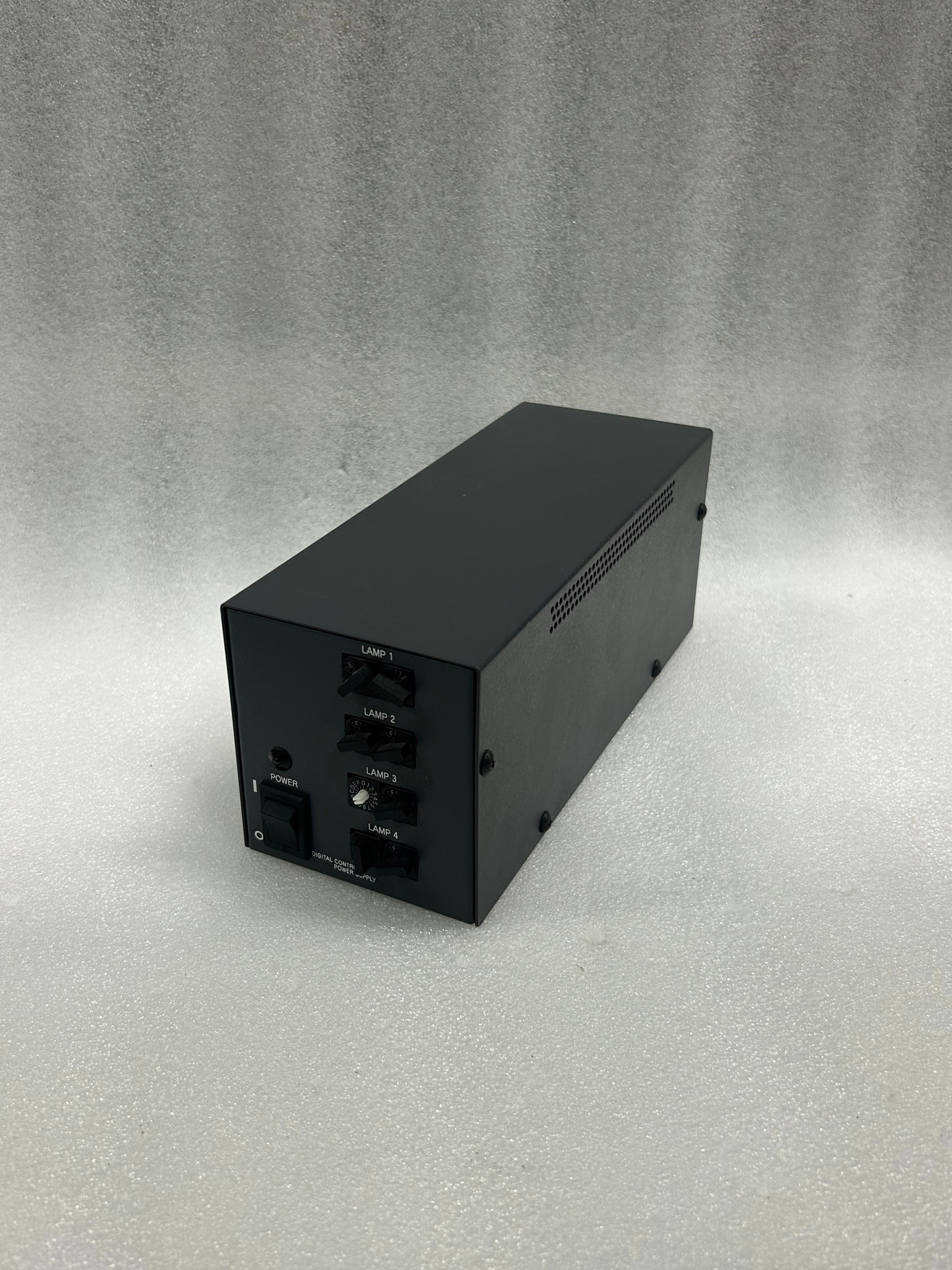 LGA-30M4