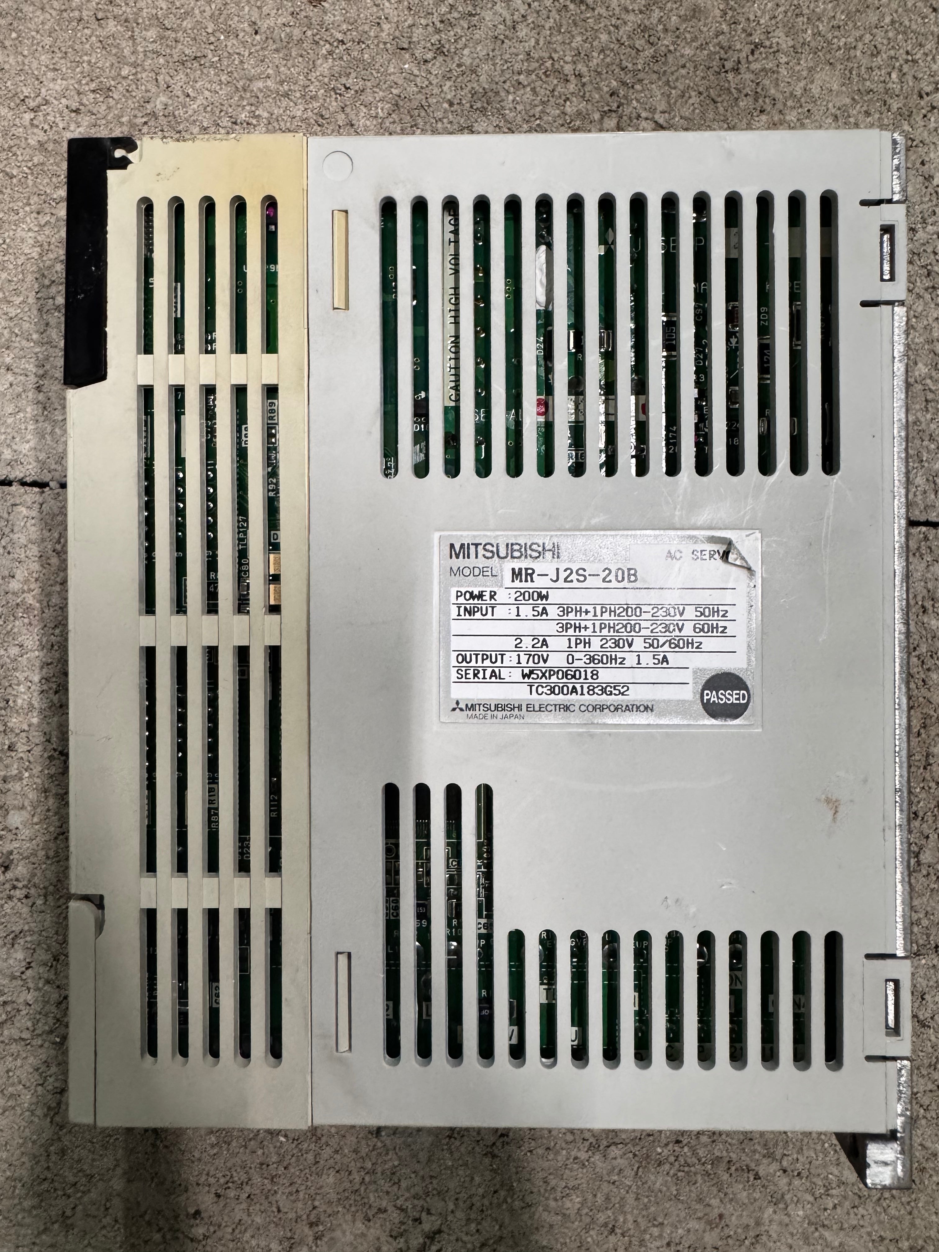 MITSUBISHI MR-J2S-20B