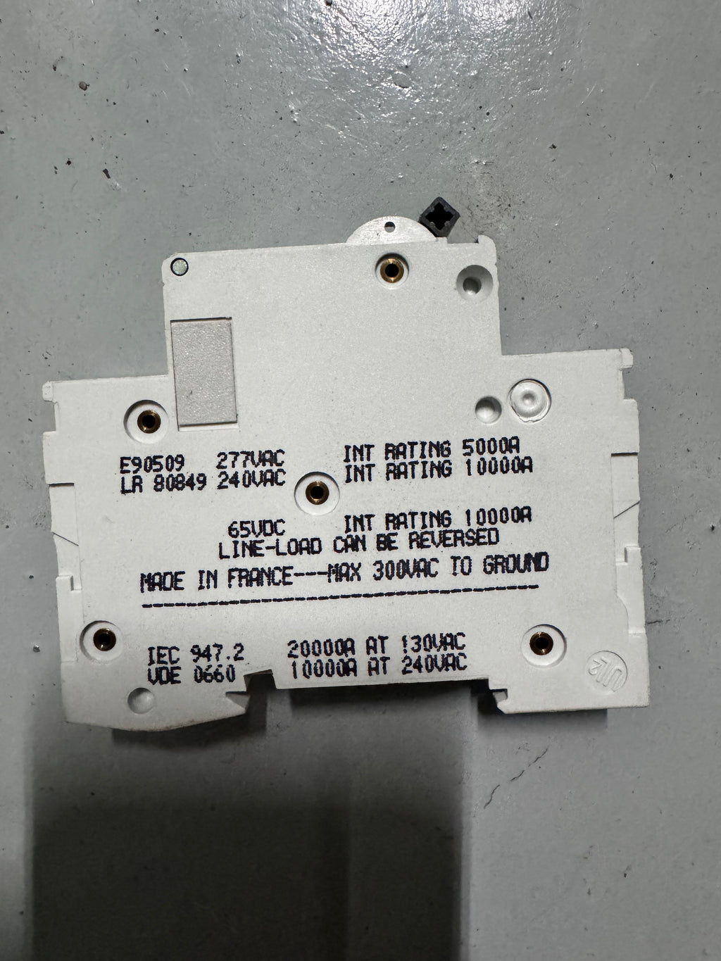 Merlin Gerin Multi9 C60N 15A-type D 277VAC