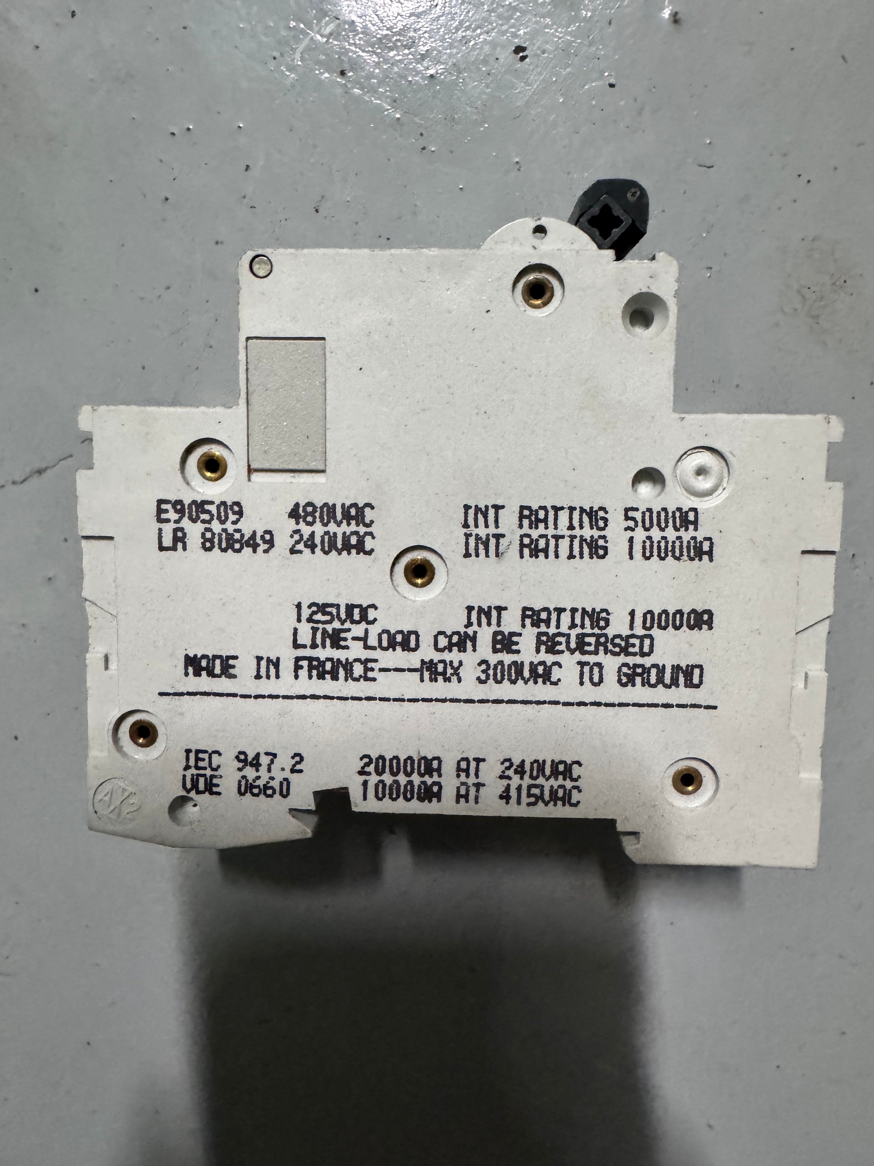 Merlin Gerin Multi9 C60N 25A-type D 480VAC