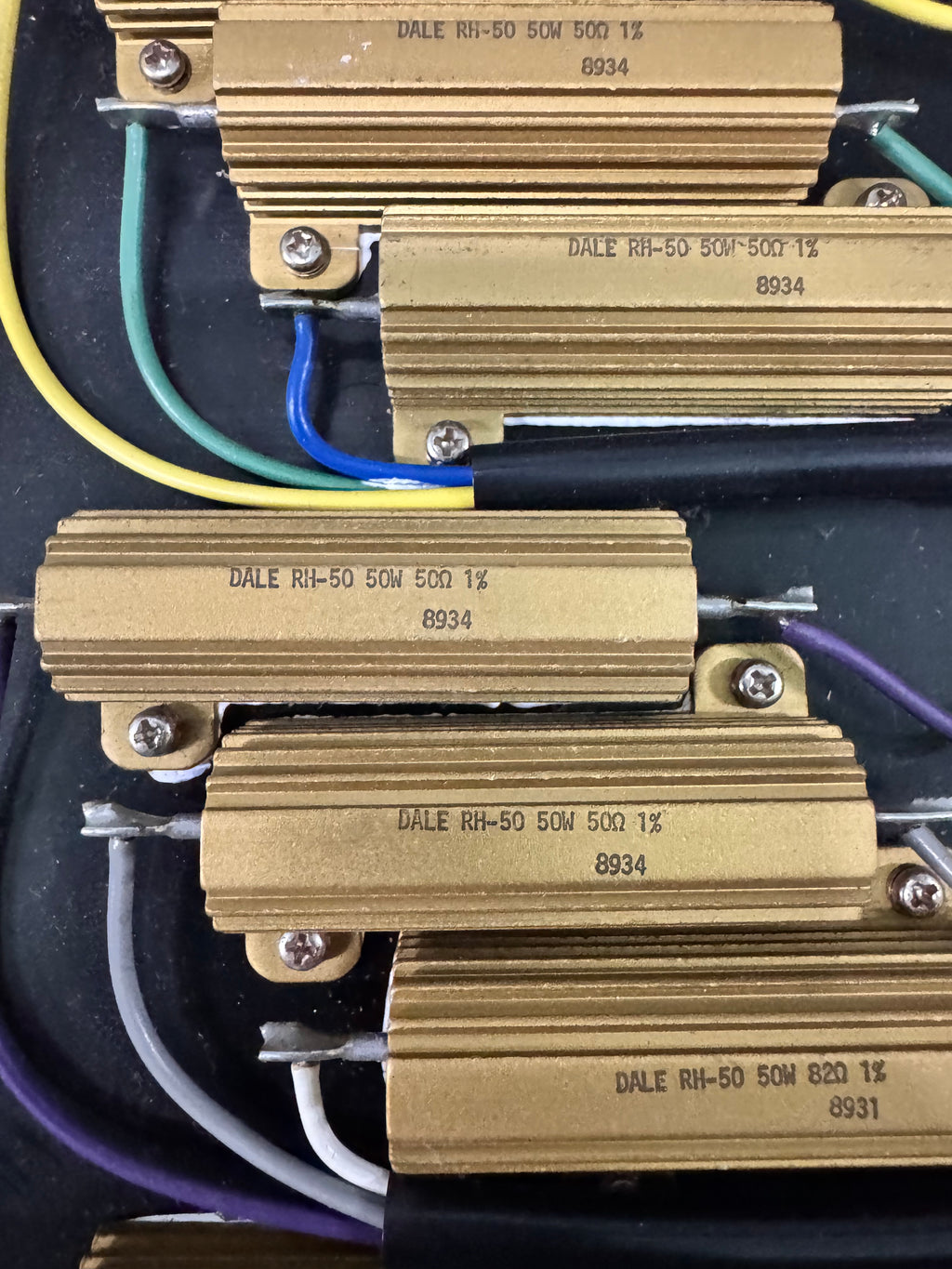 DALE RH-50 50W 82Ω 1%