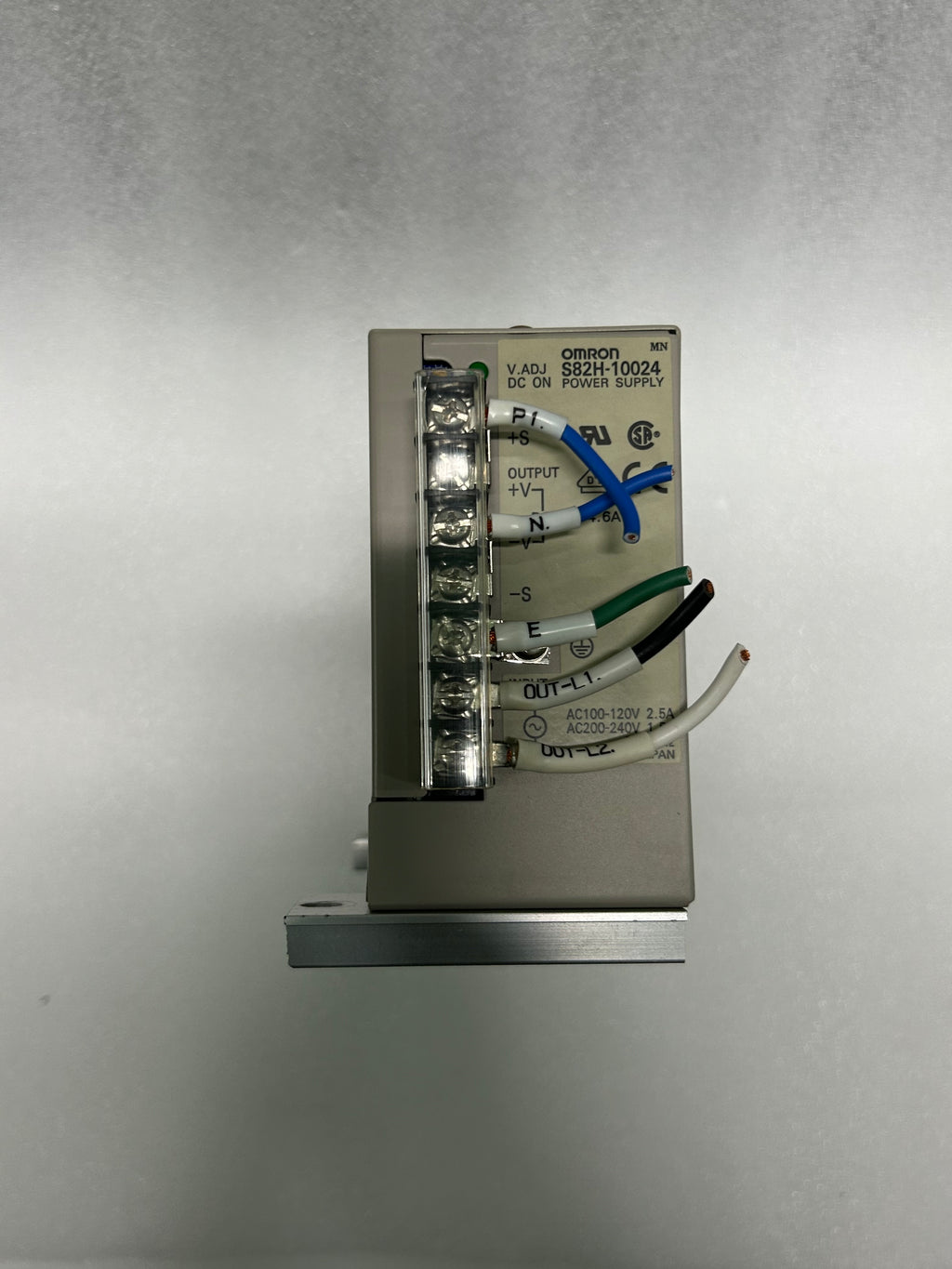 OMRON S82H-10024