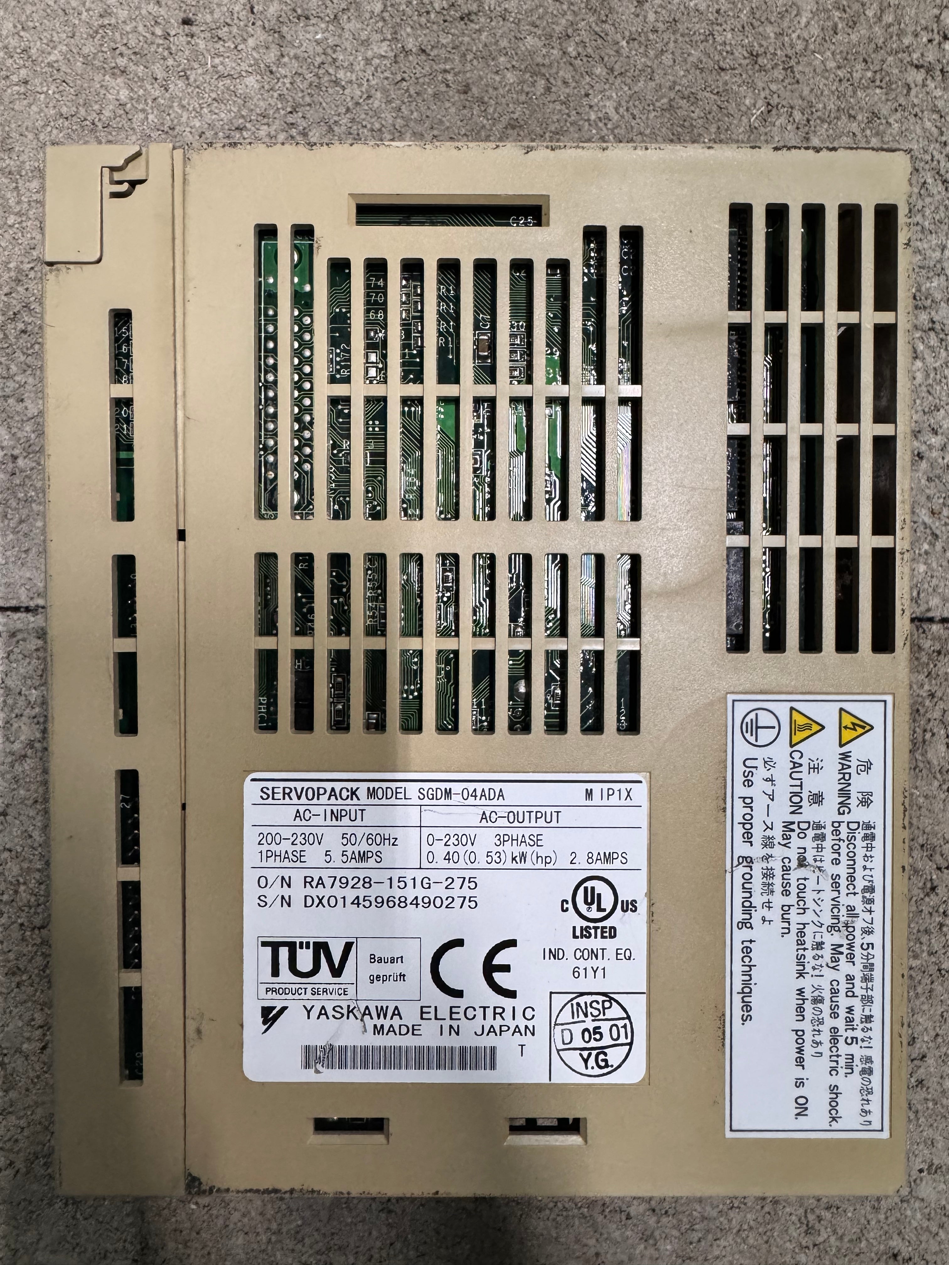 YASKAWA SGDM-04ADA
