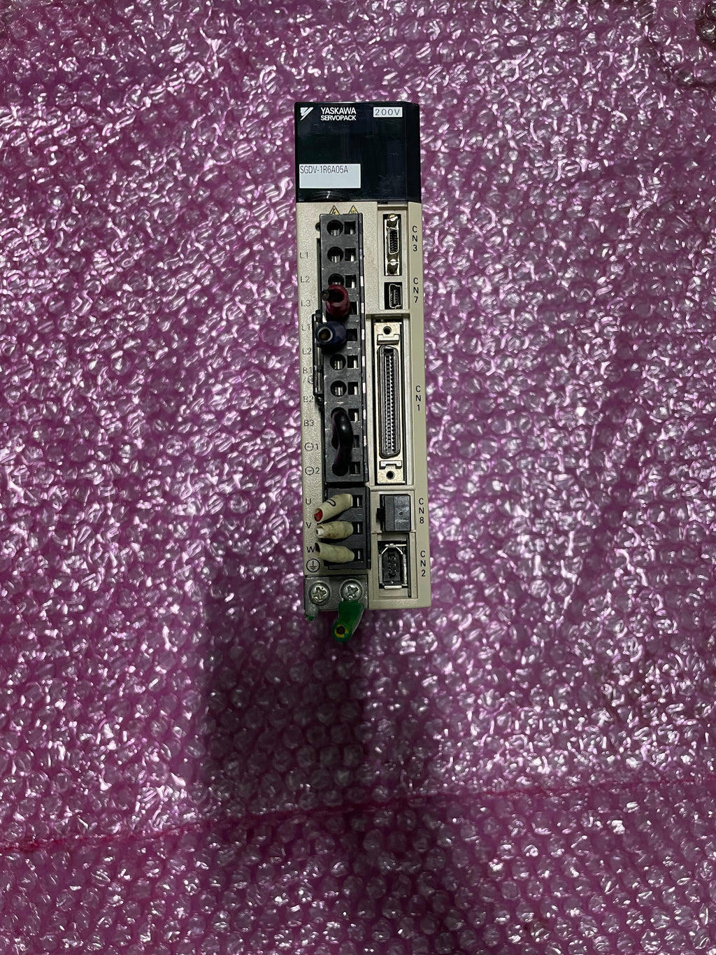 YASKAWA SGDV-1R6A05A