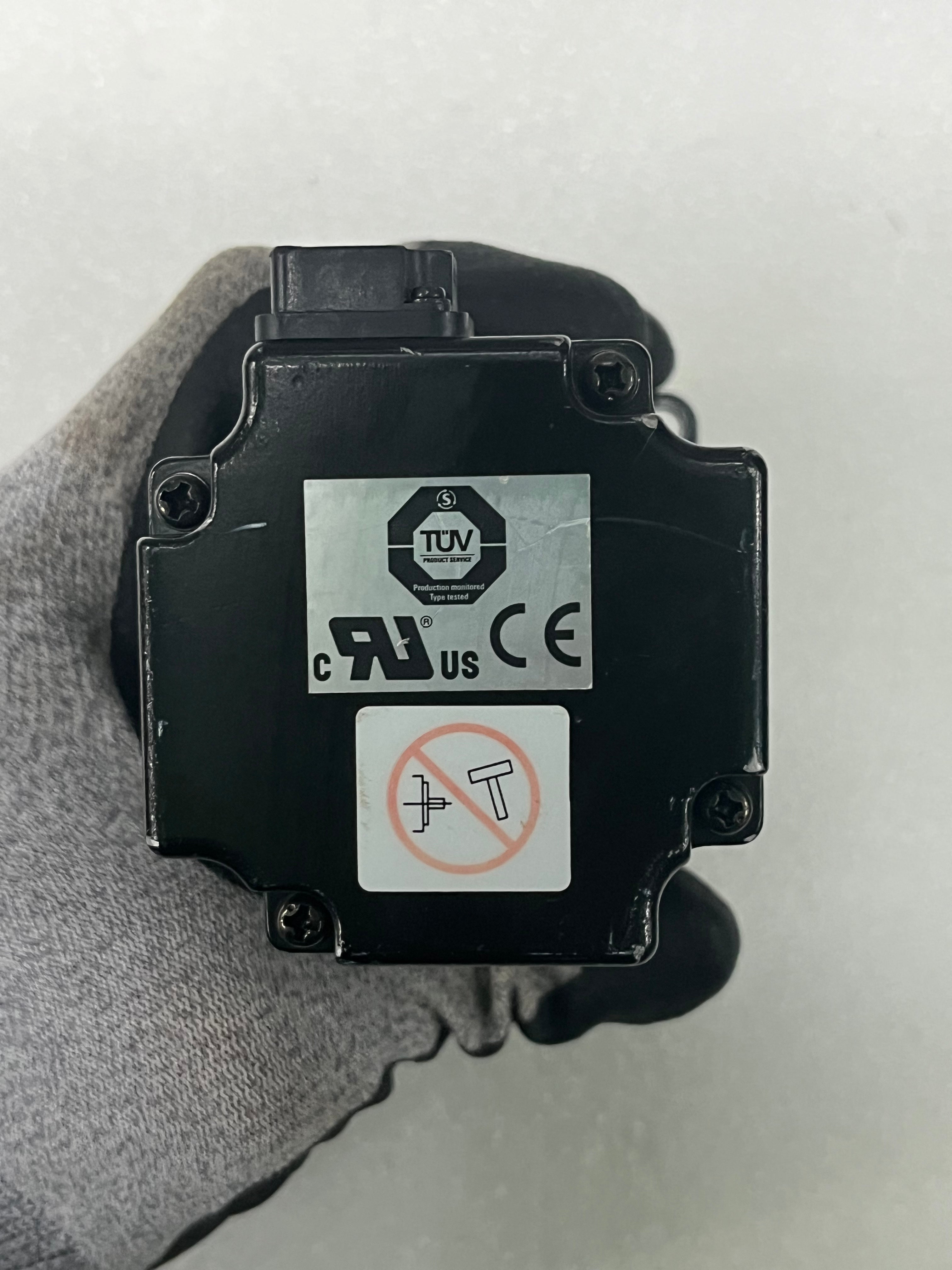 Yaskawa SGMAS-04ACA21