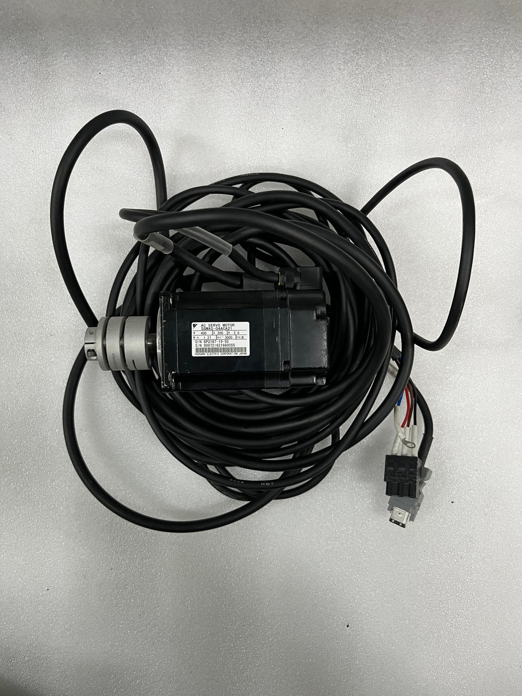 Yaskawa SGMAS-04ACA21 (LONG CABLE)