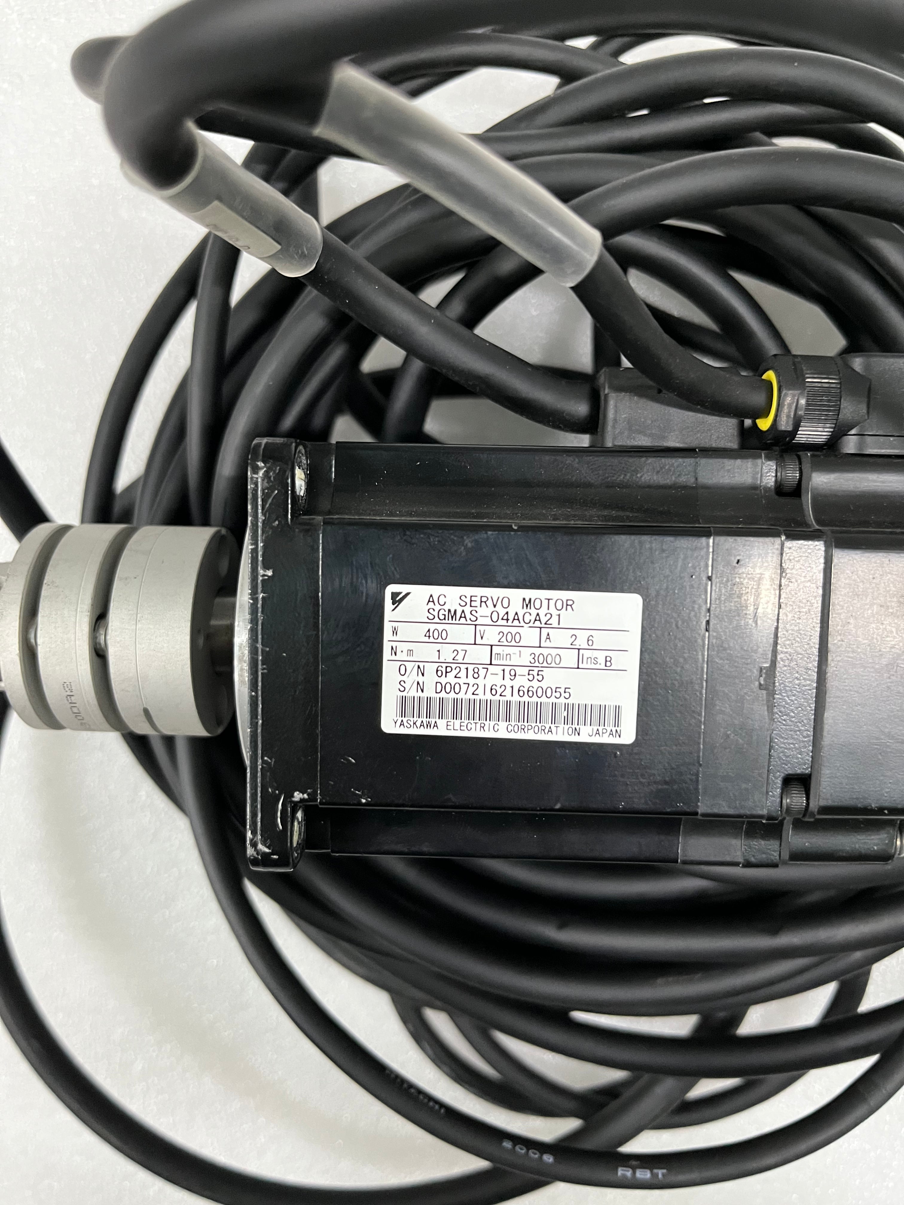 Yaskawa SGMAS-04ACA21 (LONG CABLE)