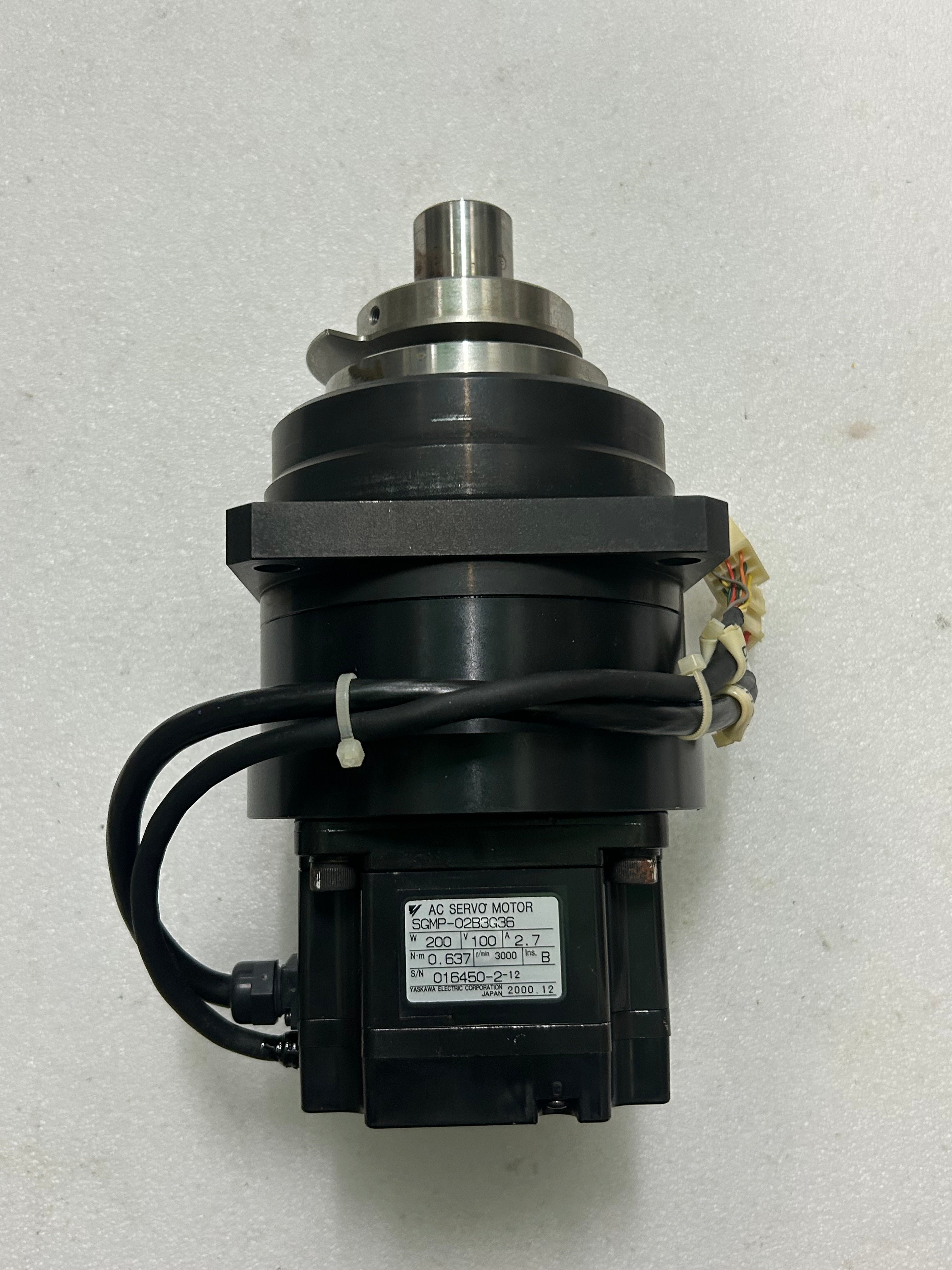 Yaskawa SGMP-02B3G36