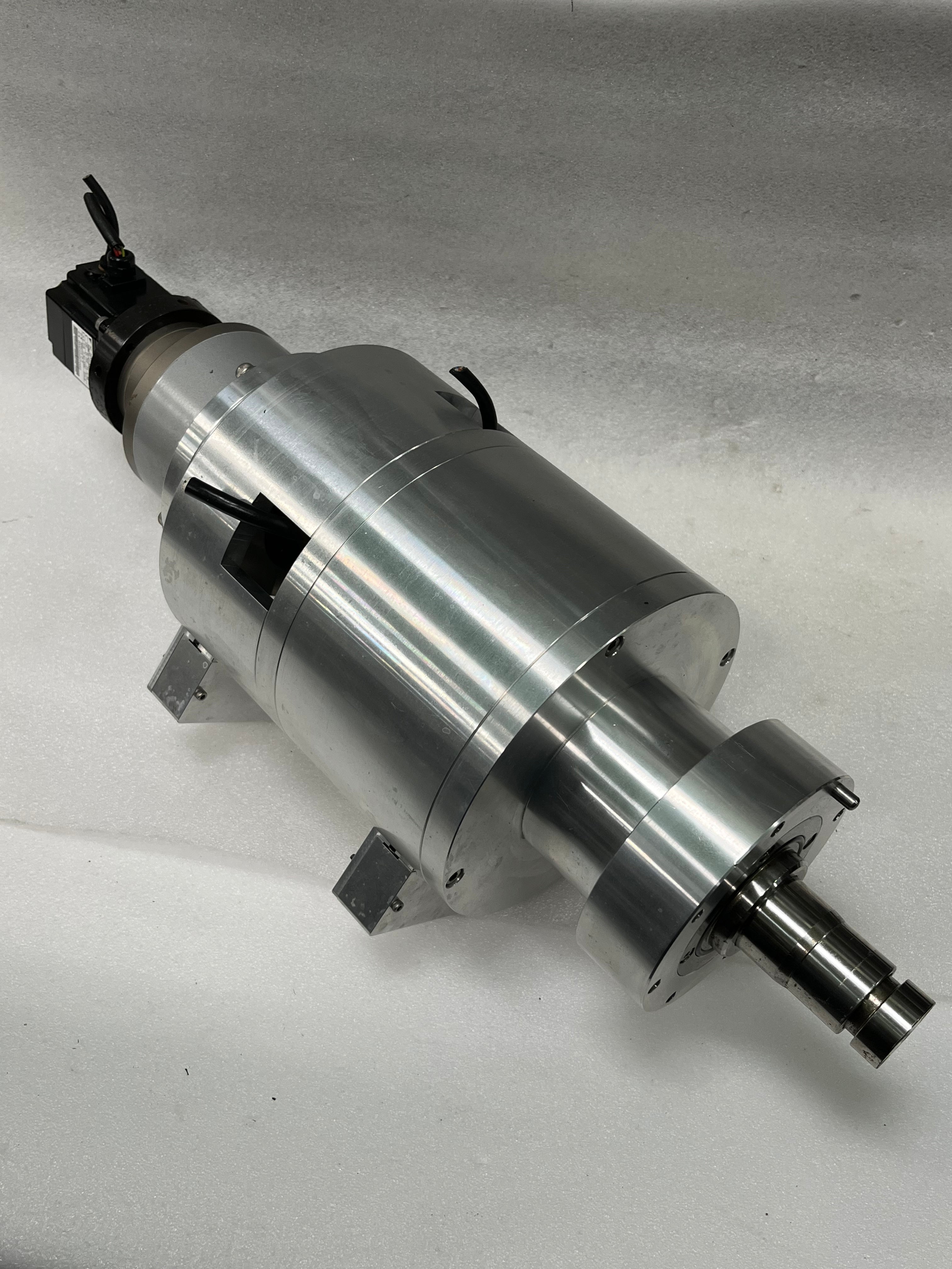 Yaskawa SGMPH-01AAA21 + BBR100SH-100S-8T