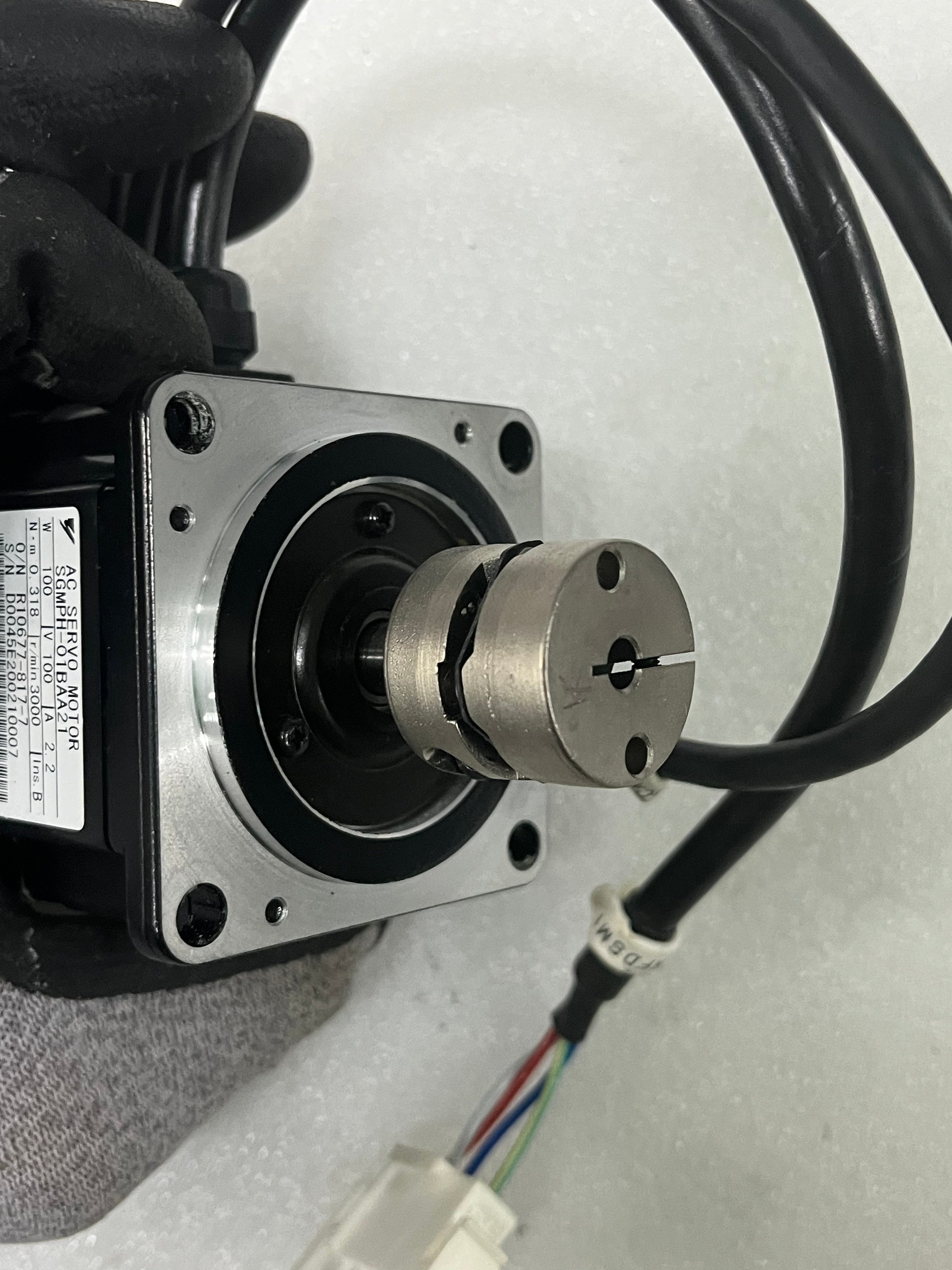 Yaskawa SGMPH-01BAA21