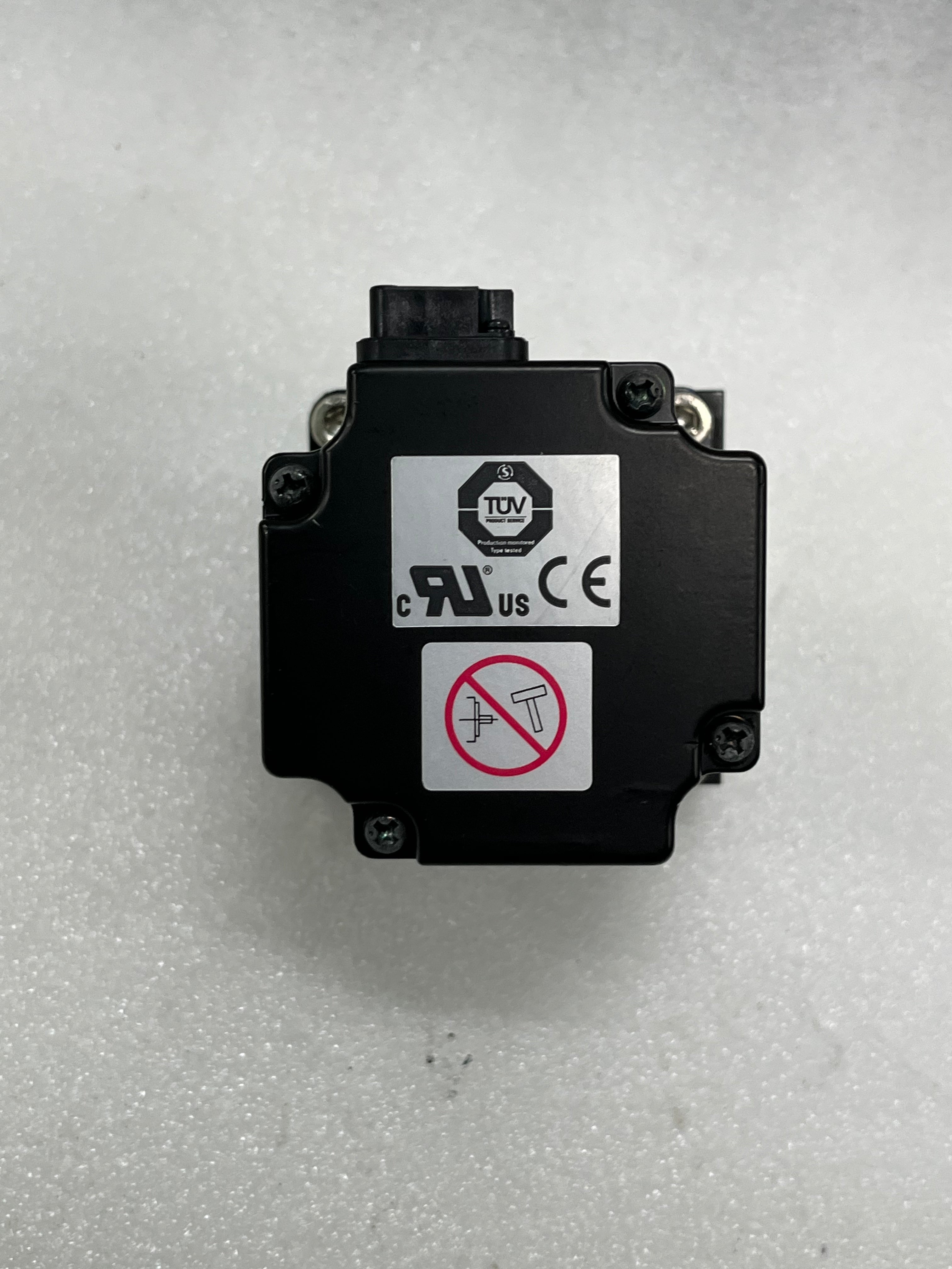 Yaskawa SGMPS-01ACA21