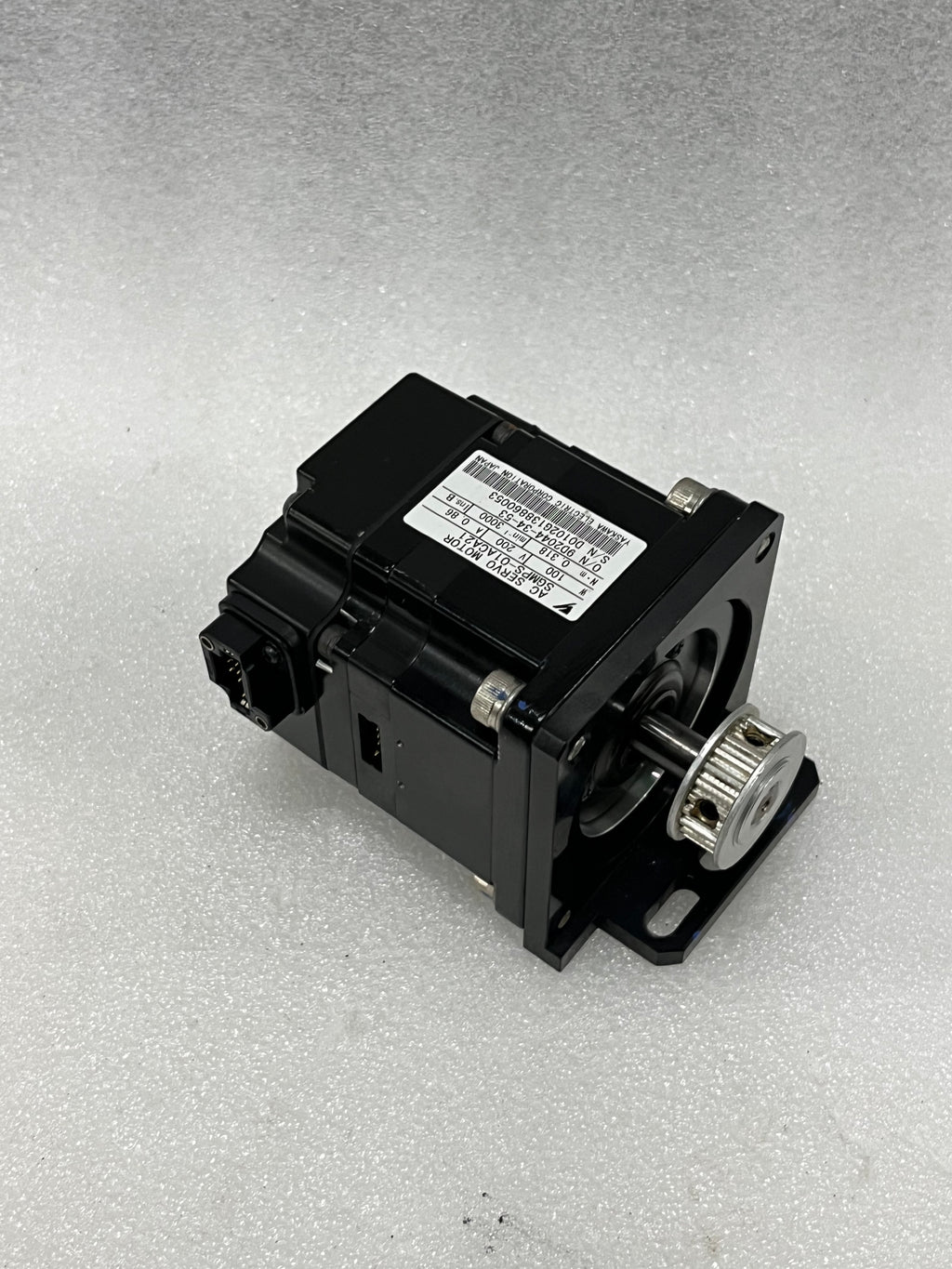 Yaskawa SGMPS-01ACA21
