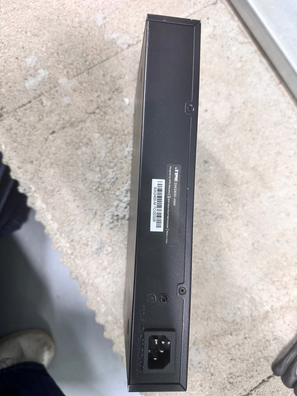 IPTIME SW2400-mini