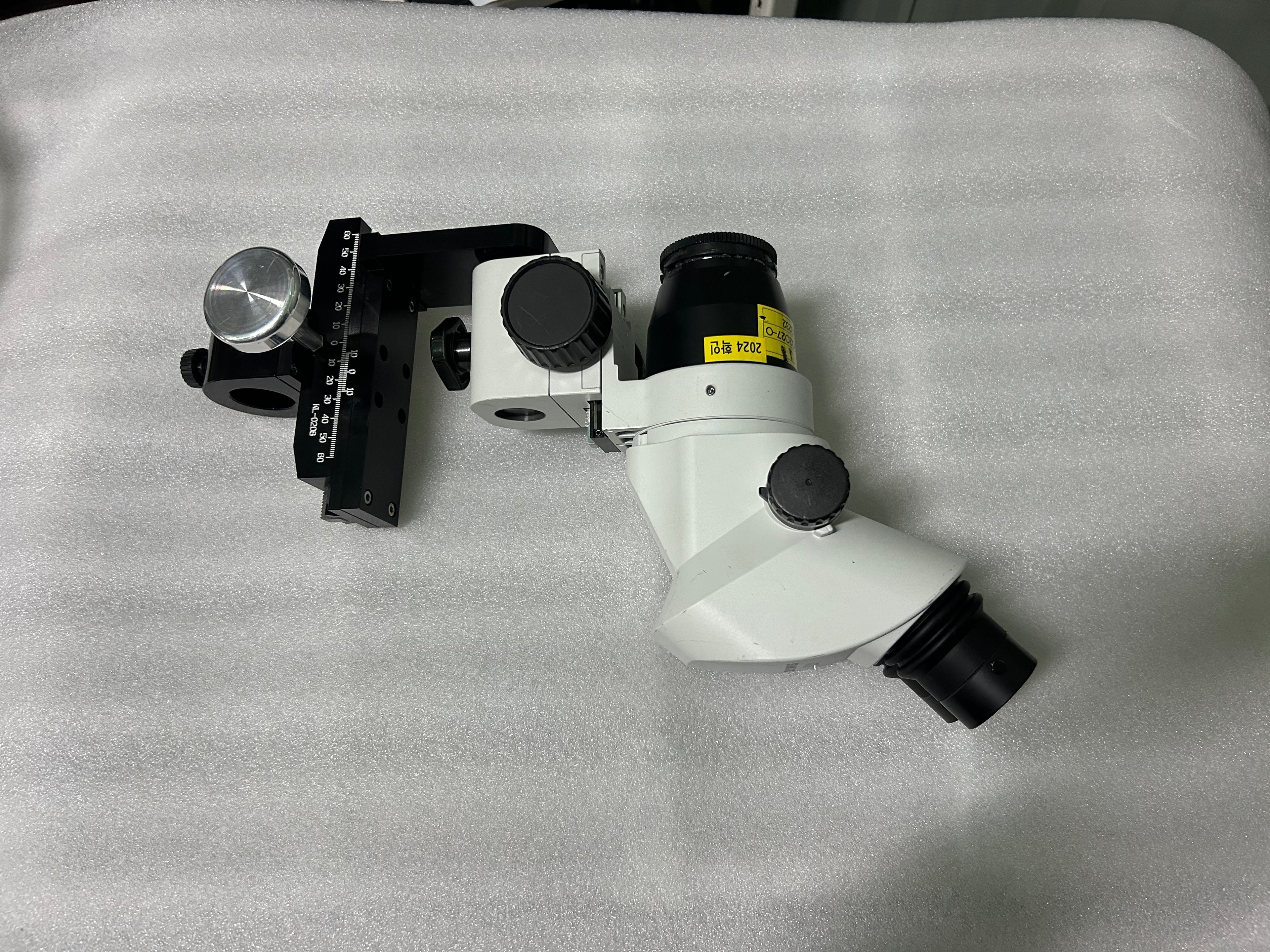 Olympus SZ61 + SZ2-STB2 + KL0208