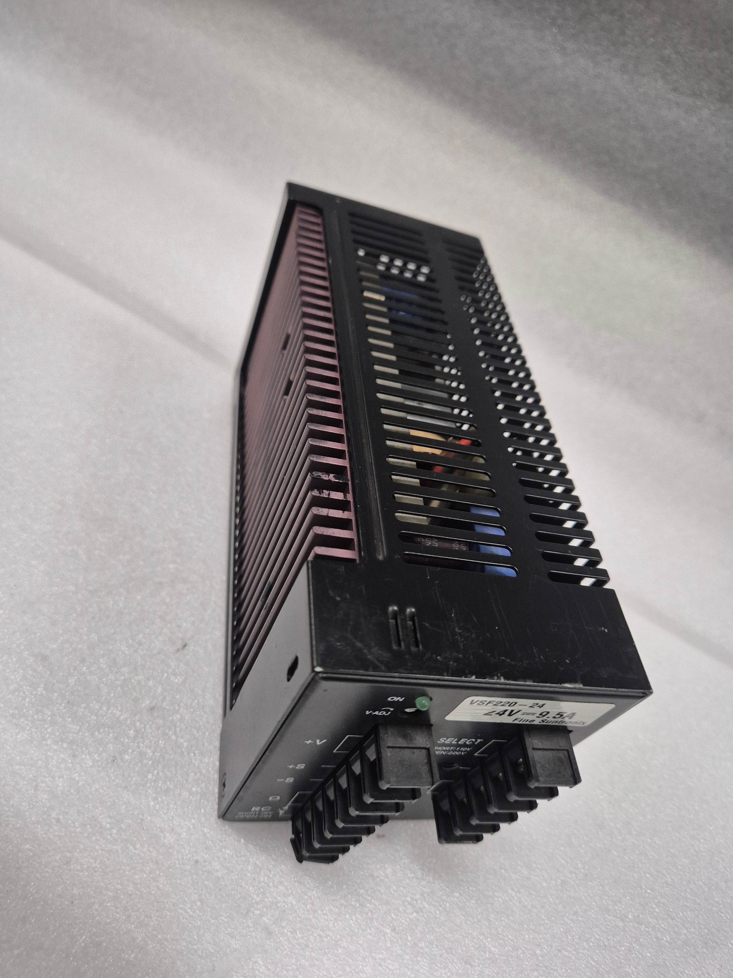 Fine Suntronix VSF220-24