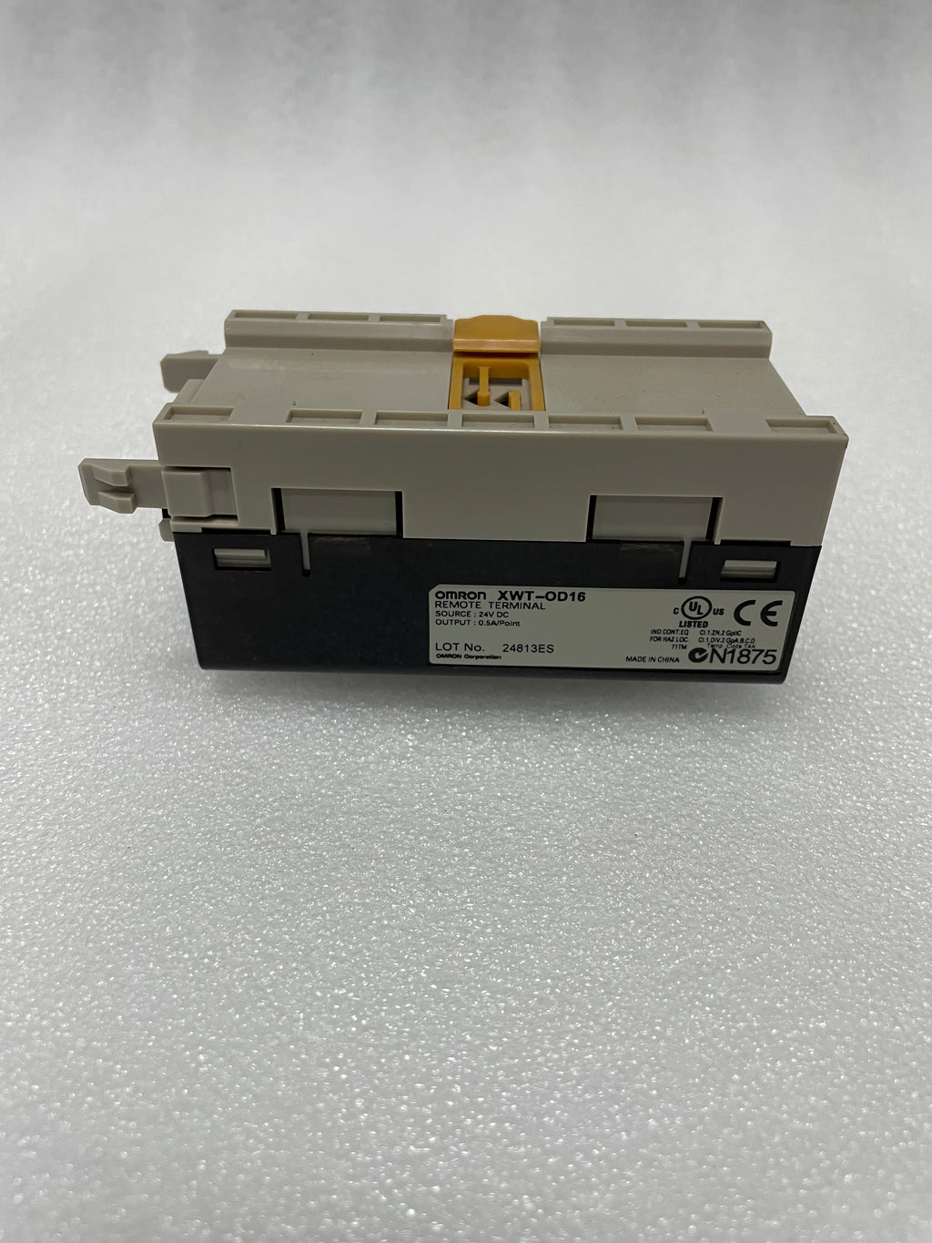 OMRON XWT-OD16