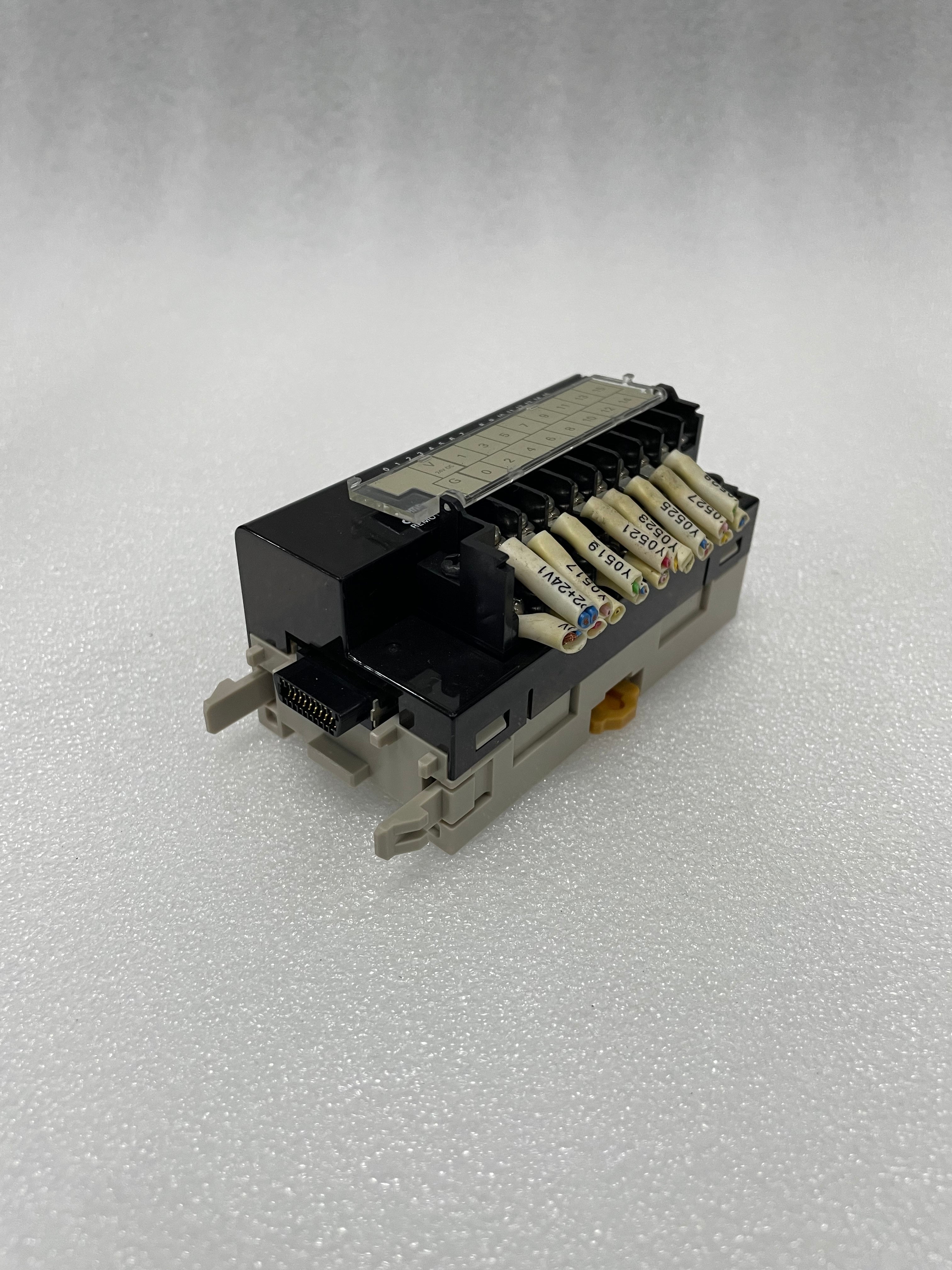 OMRON XWT-OD16